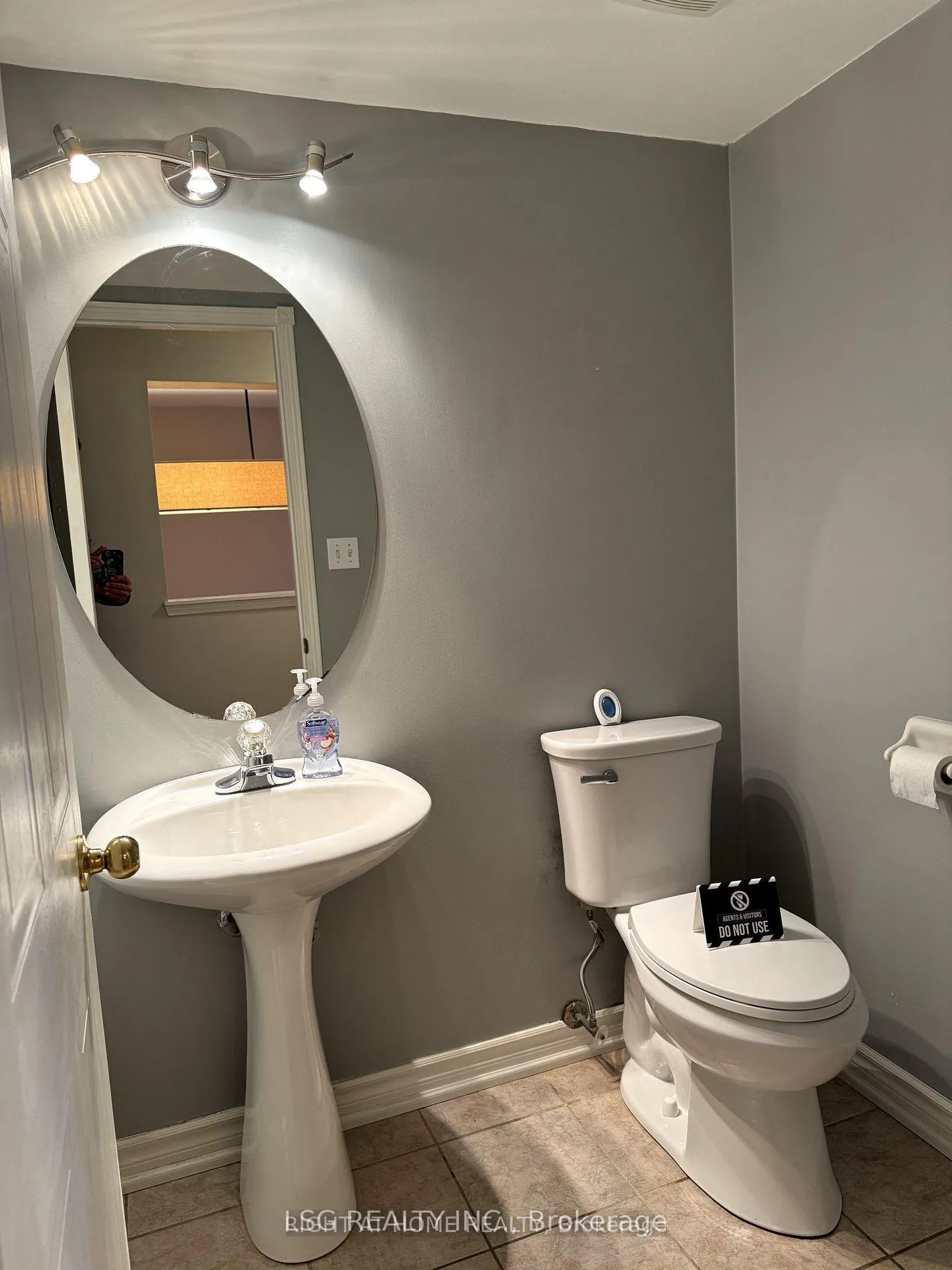 Photo 6 of 30 Inlet Bay Drive, Whitby, Port Whitby — HOMEH