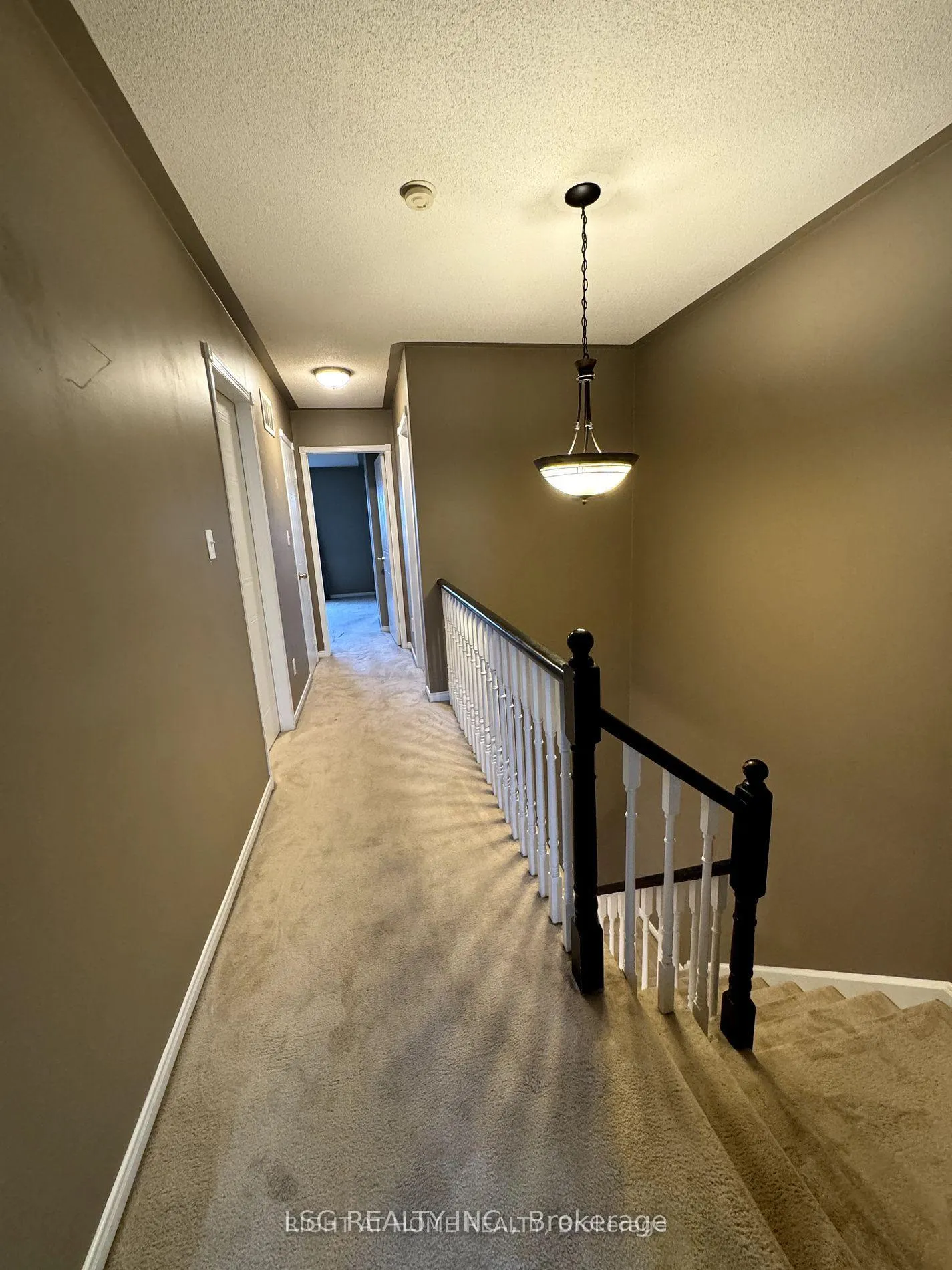 Photo 12 of 30 Inlet Bay Drive, Whitby, Port Whitby — HOMEH