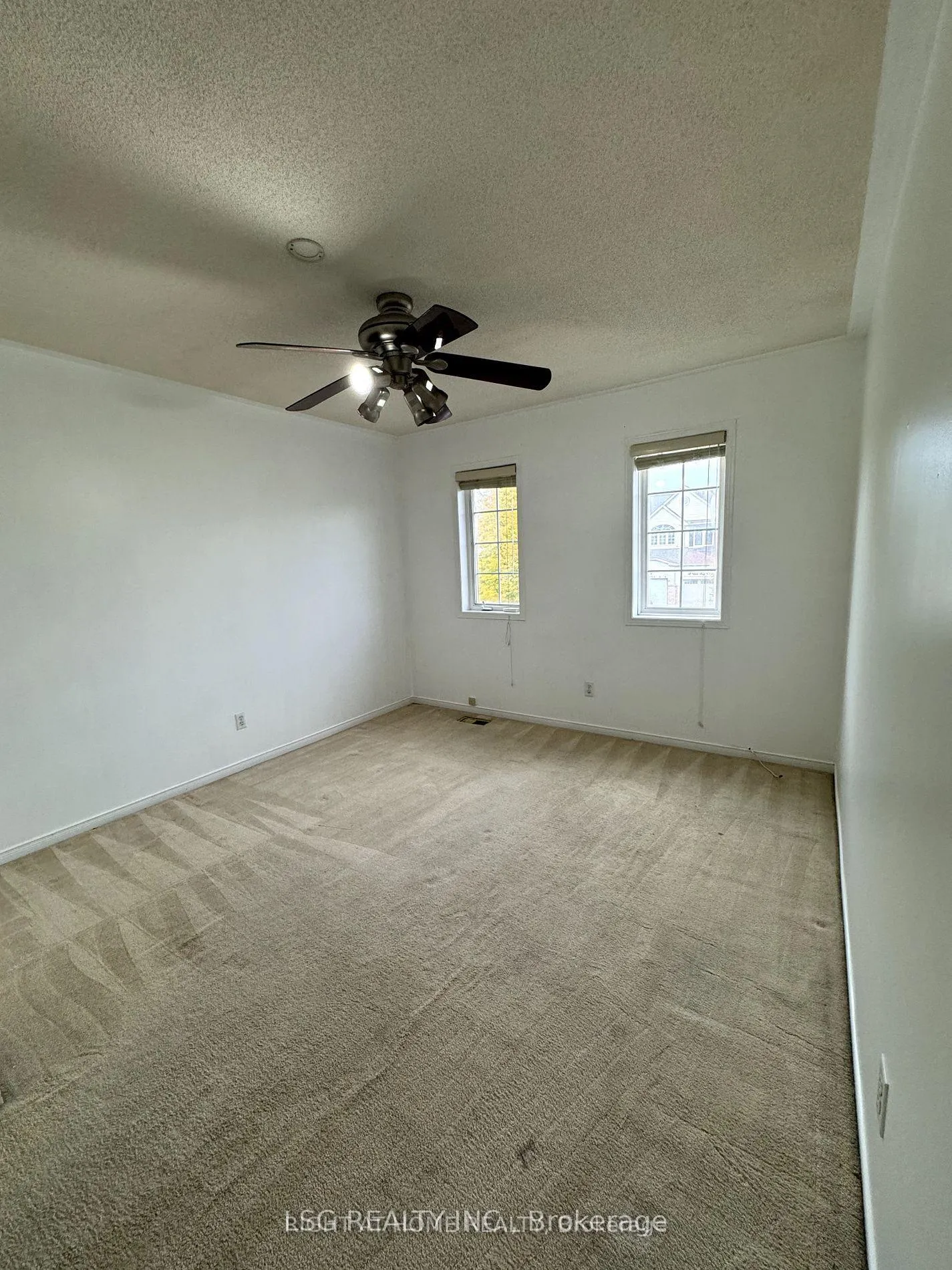 Photo 17 of 30 Inlet Bay Drive, Whitby, Port Whitby — HOMEH