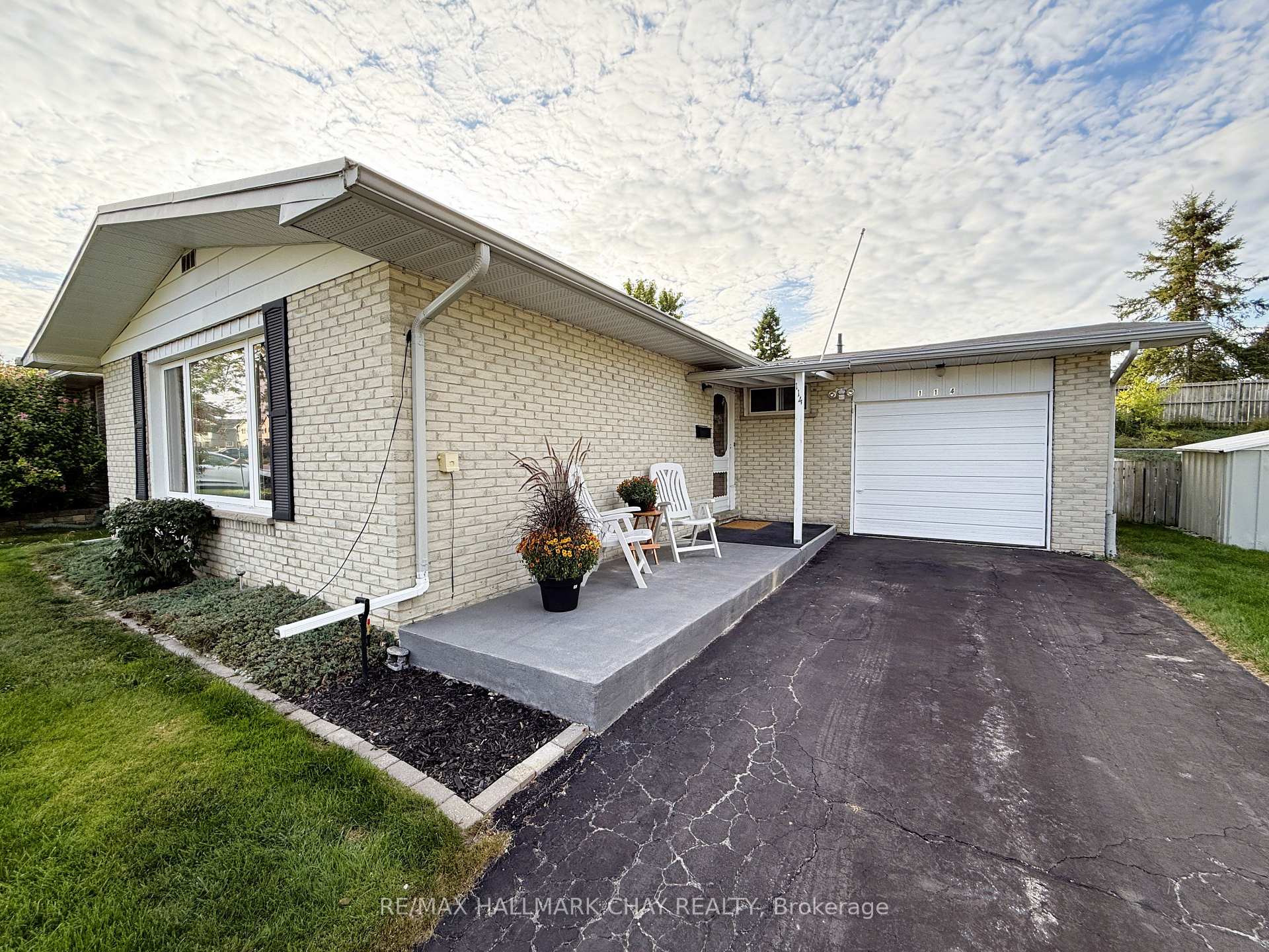 Photo 5 of 114 Daphne Crescent, Barrie, Cundles East — HOMEH