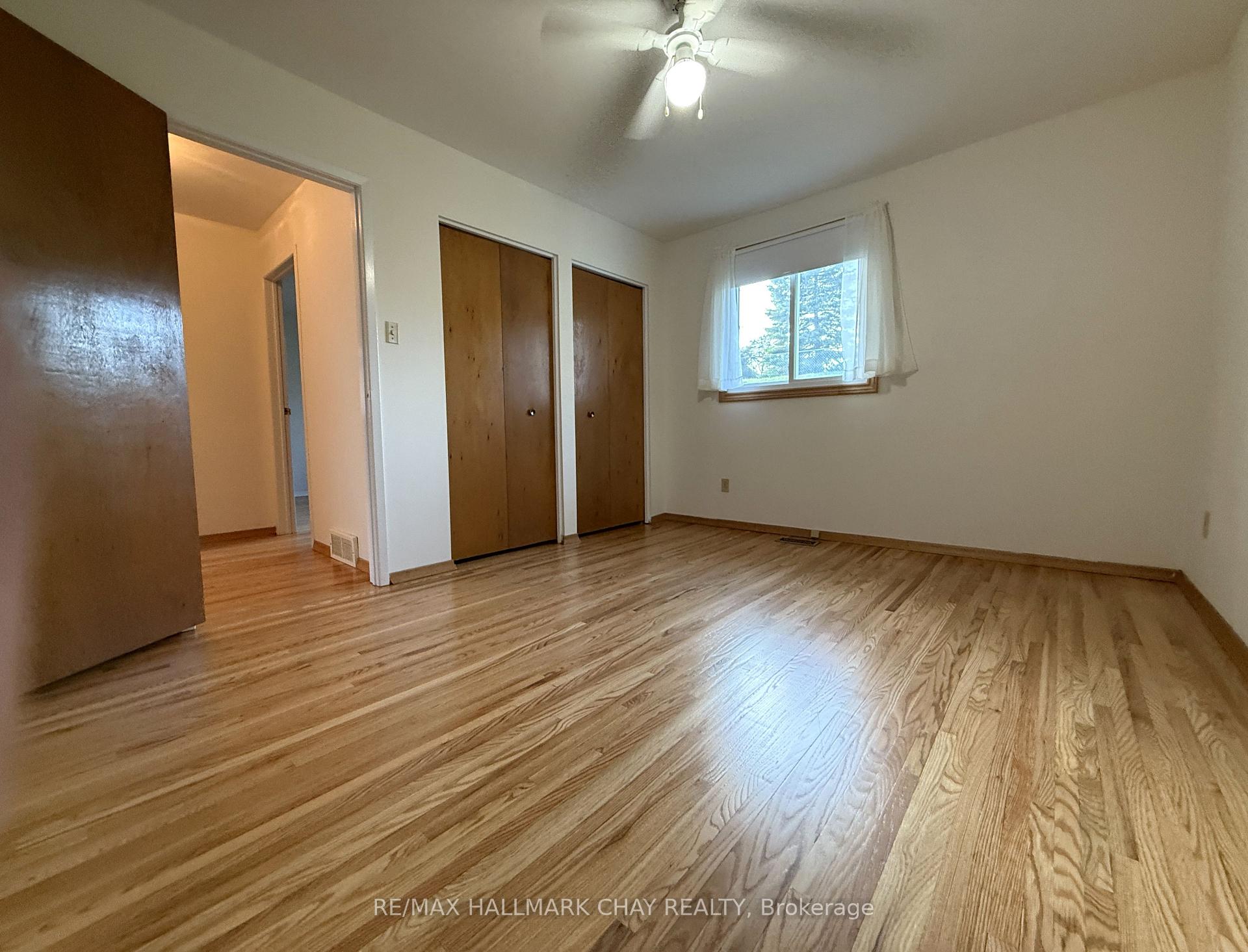 Photo 18 of 114 Daphne Crescent, Barrie, Cundles East — HOMEH