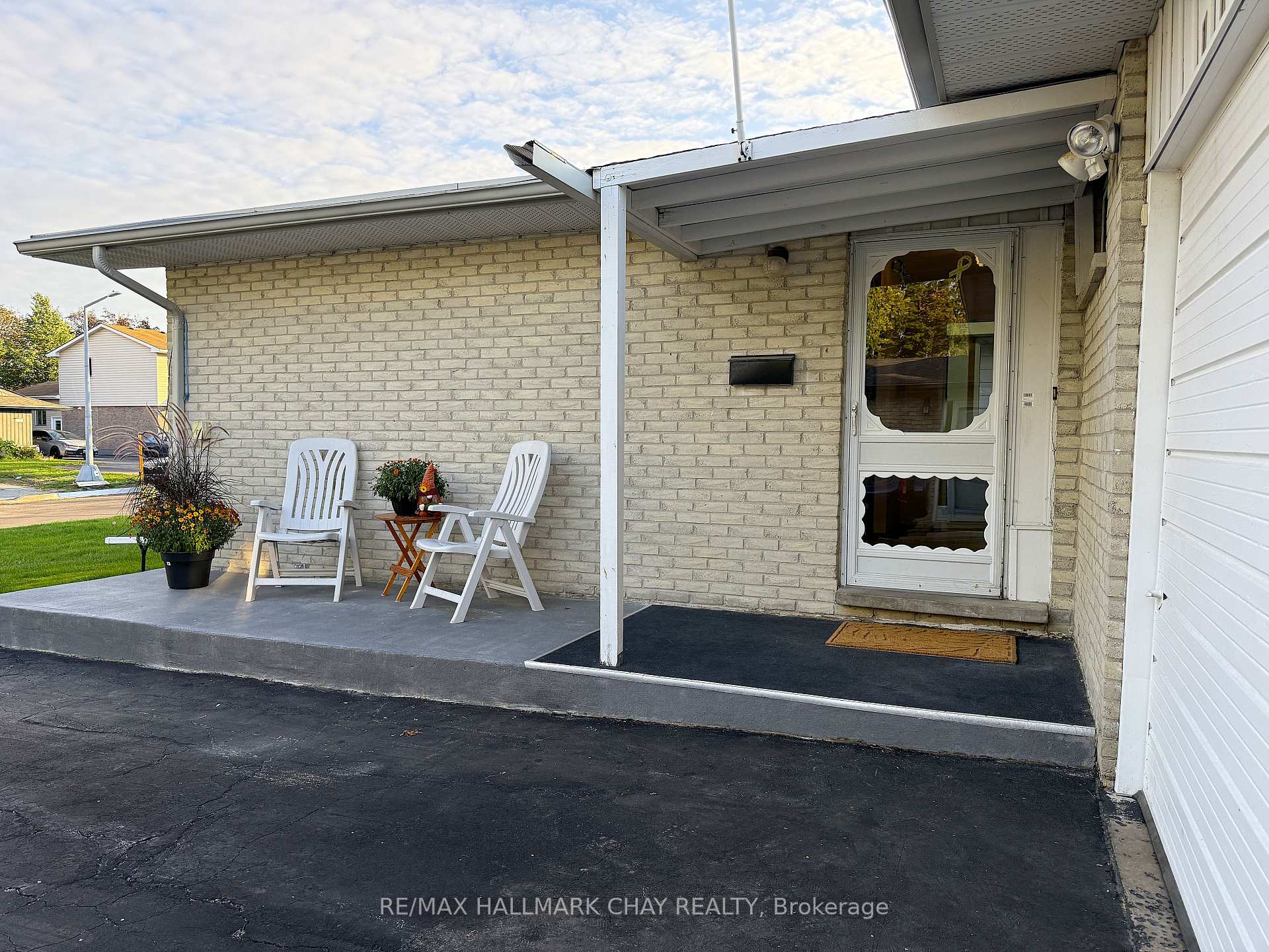 Photo 30 of 114 Daphne Crescent, Barrie, Cundles East — HOMEH