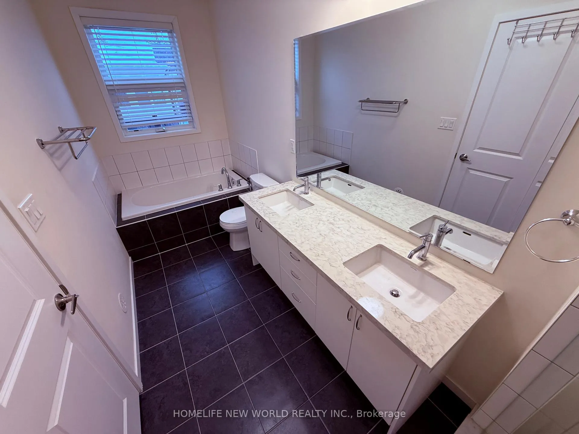 Photo 15 of 36 Armillo Place, Markham, Wismer — HOMEH