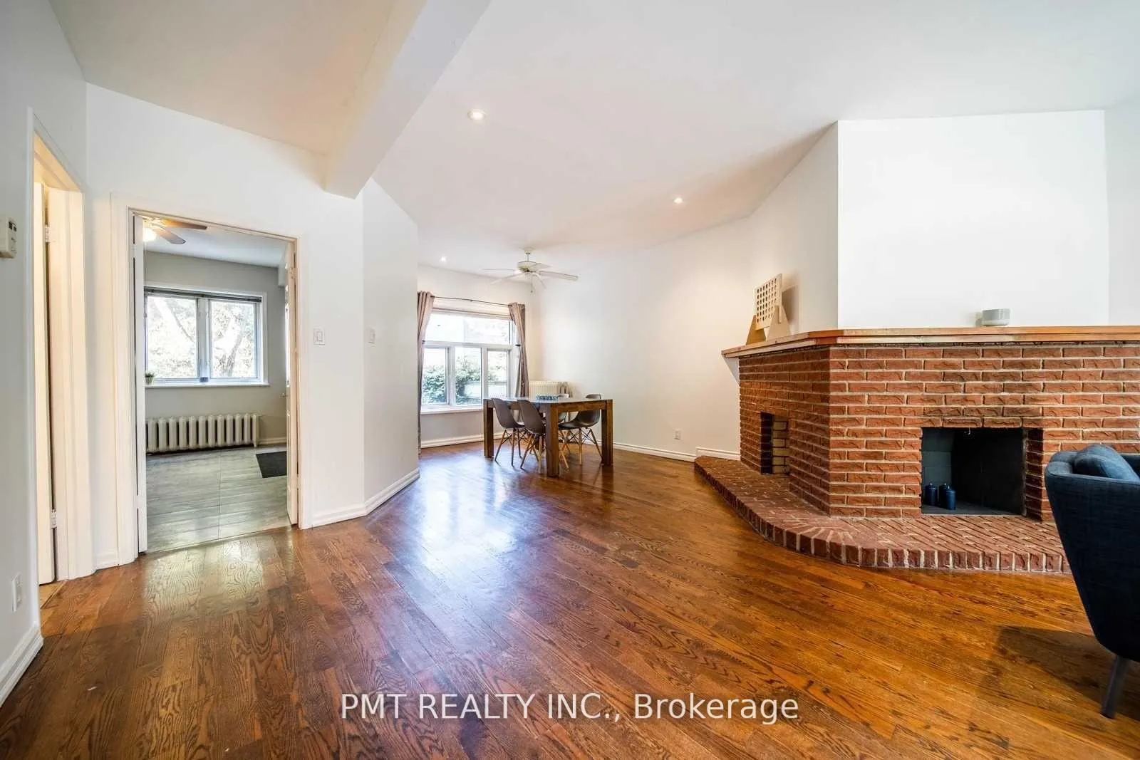 Photo 2 of Unit 1, 178 Madison Avenue, Toronto, The Annex — HOMEH