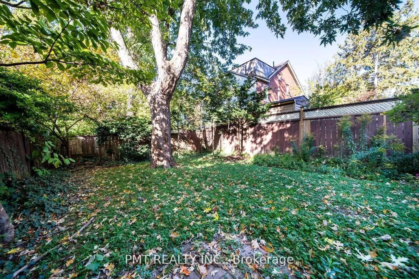Photo 14 of Unit 1, 178 Madison Avenue, Toronto, The Annex — HOMEH
