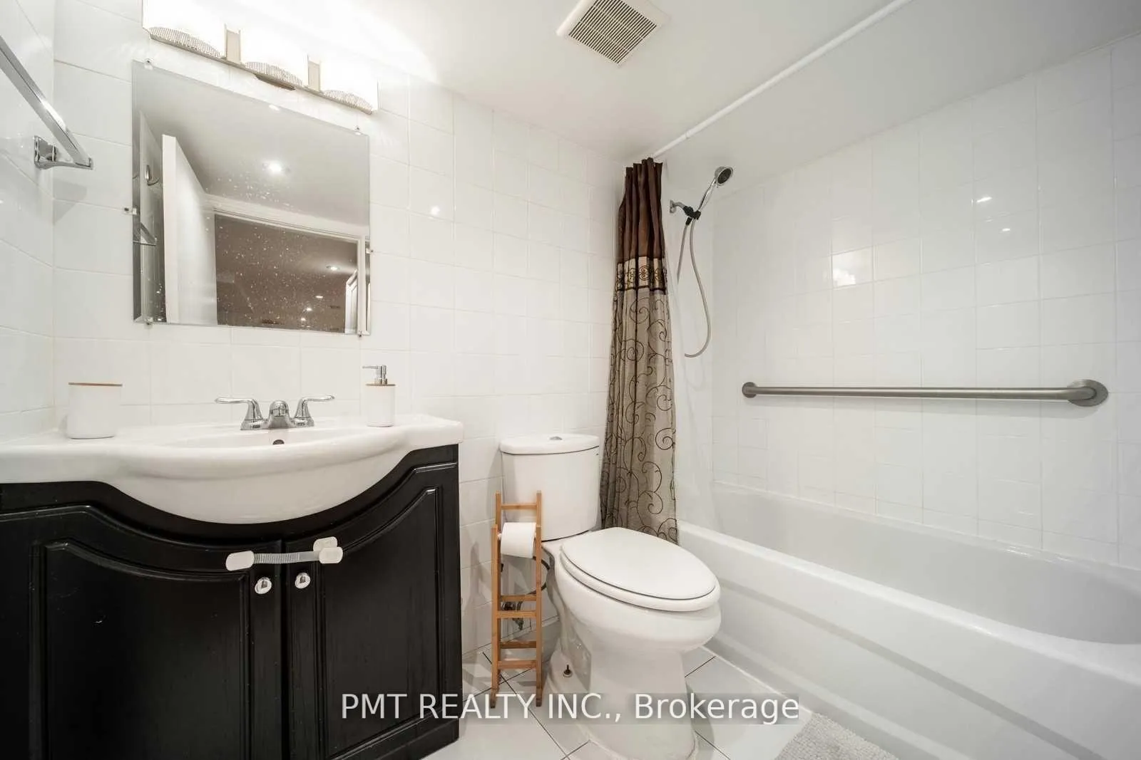 Photo 17 of Unit 1, 178 Madison Avenue, Toronto, The Annex — HOMEH