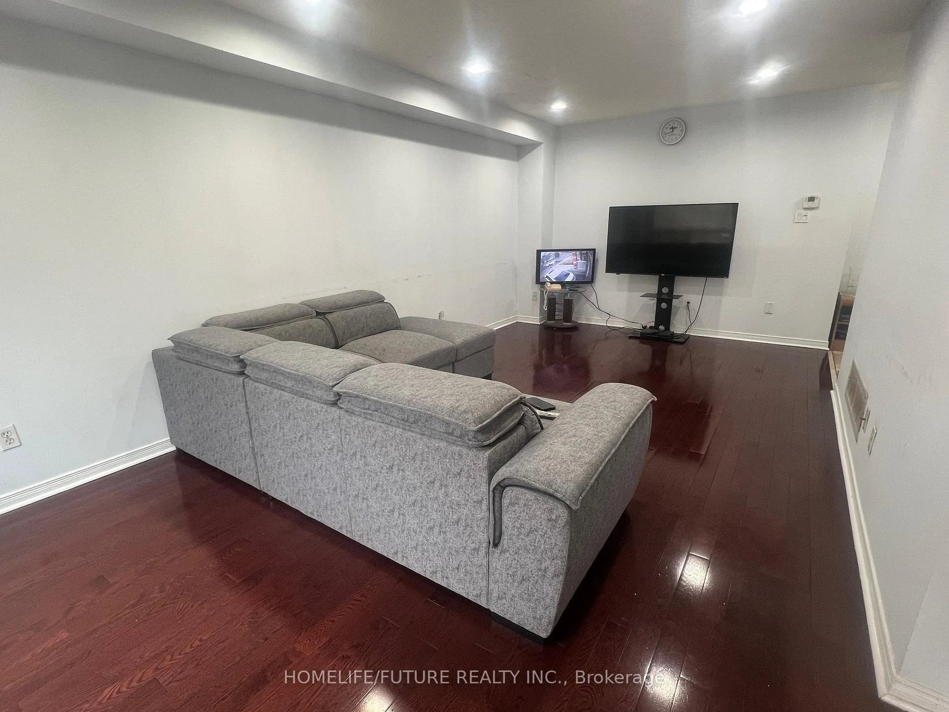 Photo 8 of 47 Horstman Street, Markham, Rouge River Estates — HOMEH