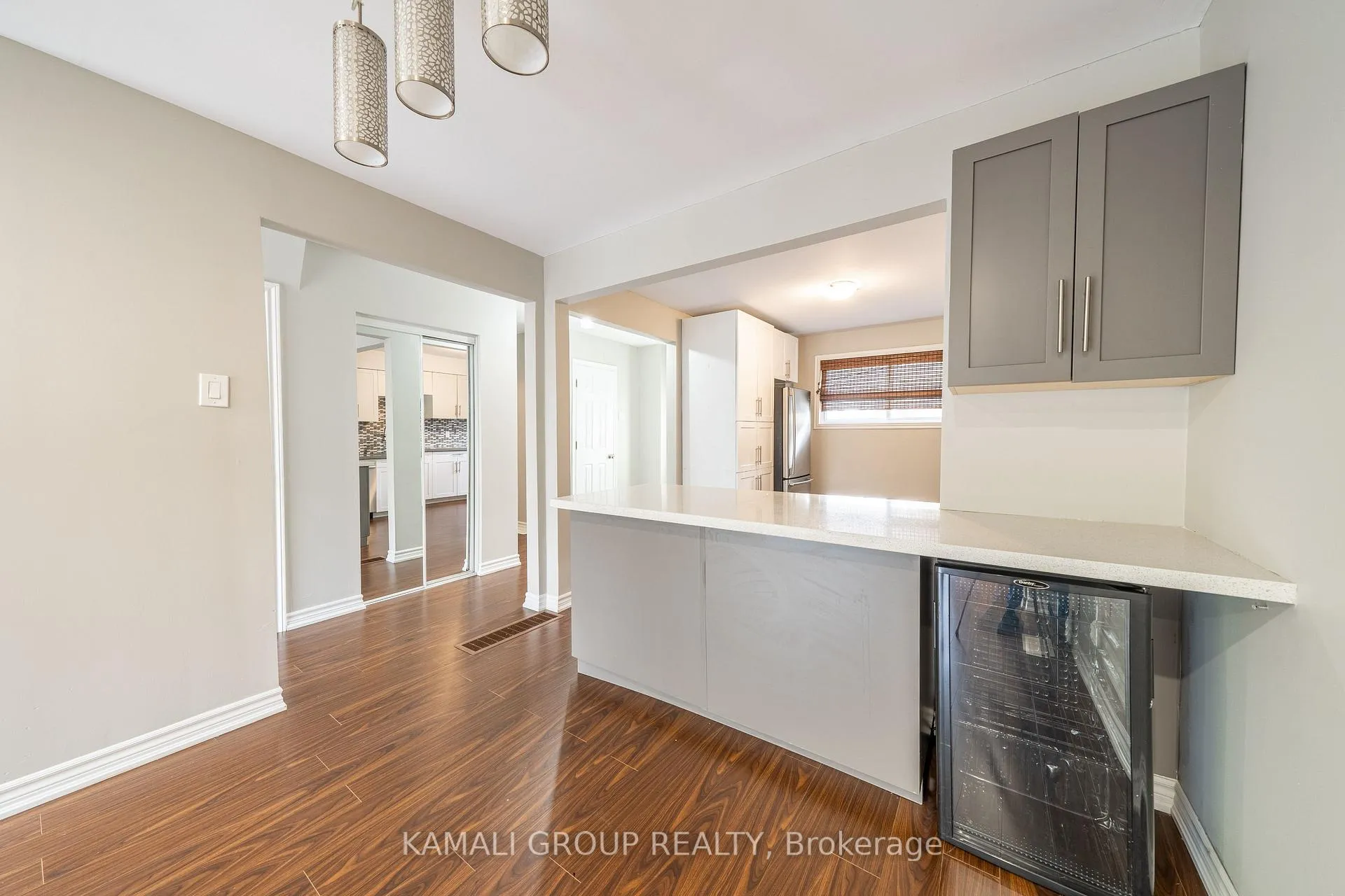 Photo 10 of 913 Carnaby Crescent, Oshawa, Centennial — HOMEH