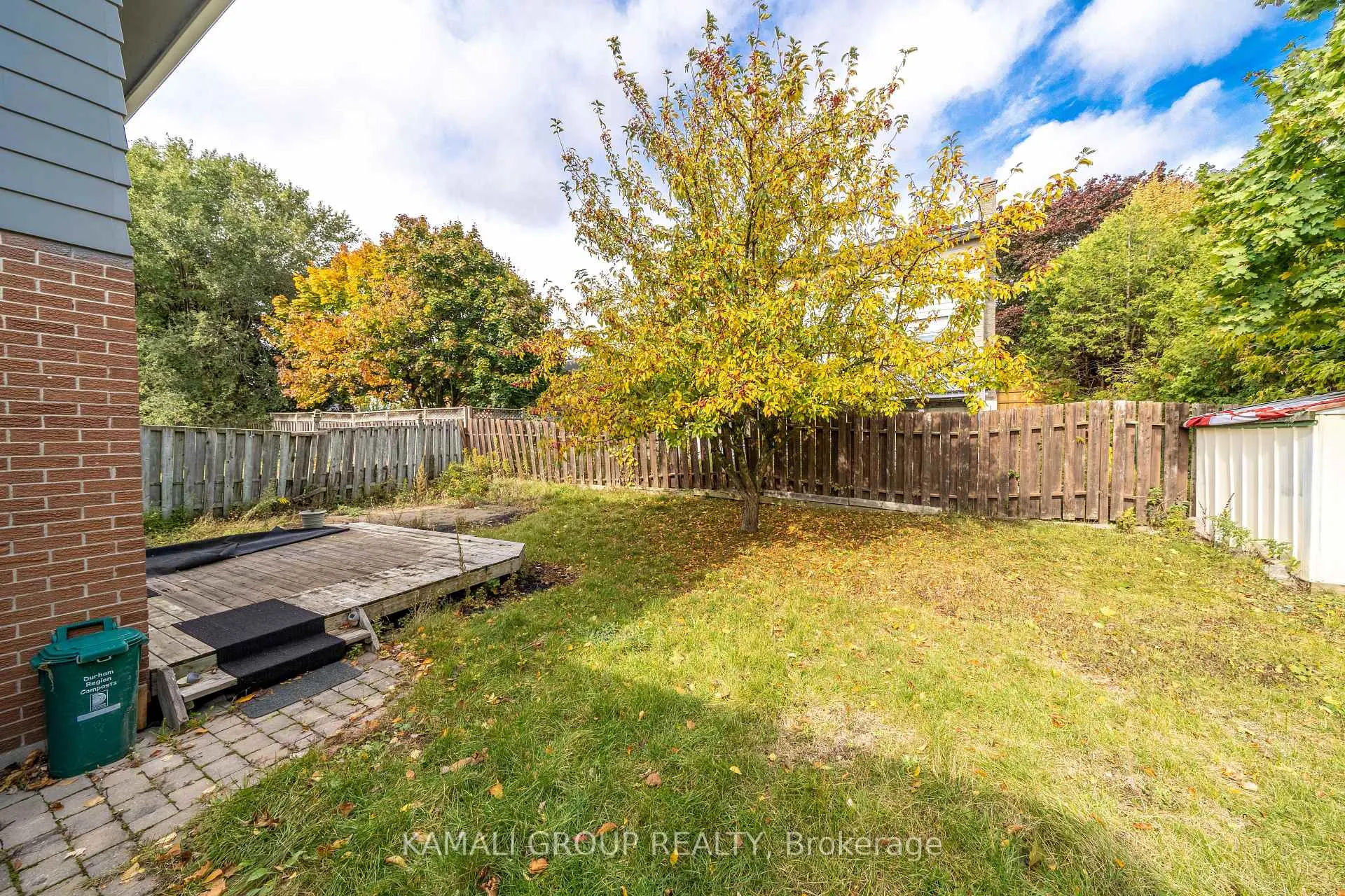 Photo 31 of 913 Carnaby Crescent, Oshawa, Centennial — HOMEH