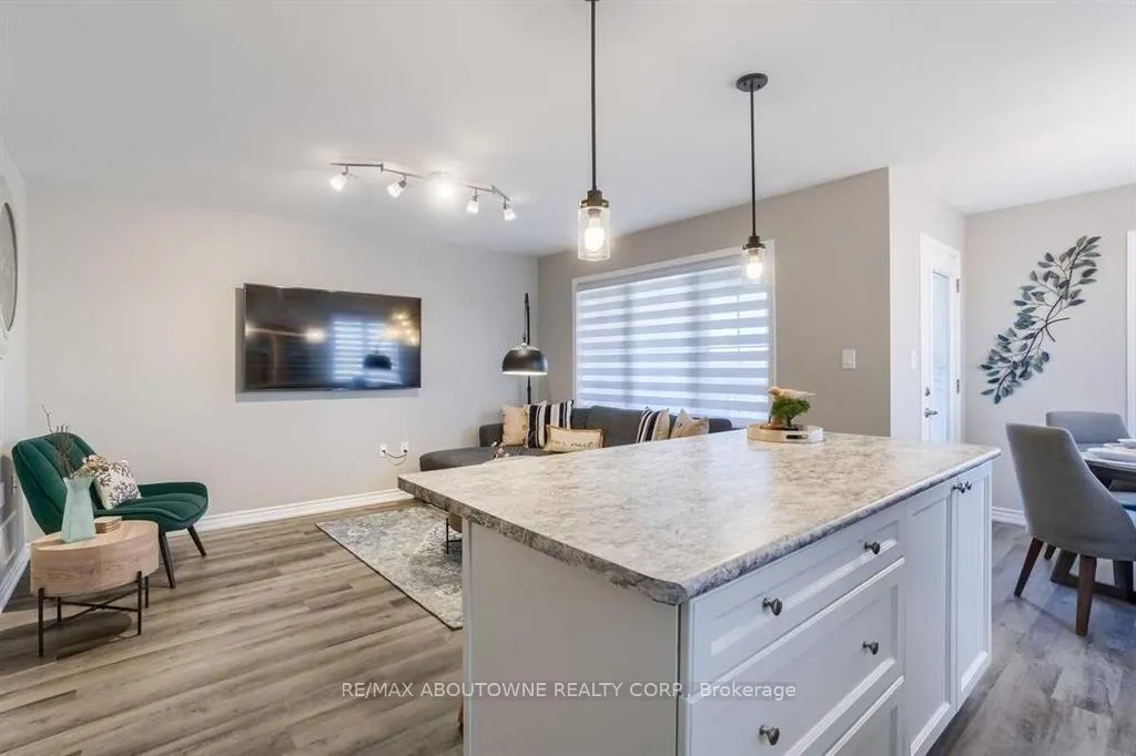 Photo 16 of Unit #62, 975 Whitlock Avenue, Milton, Cobban — HOMEH