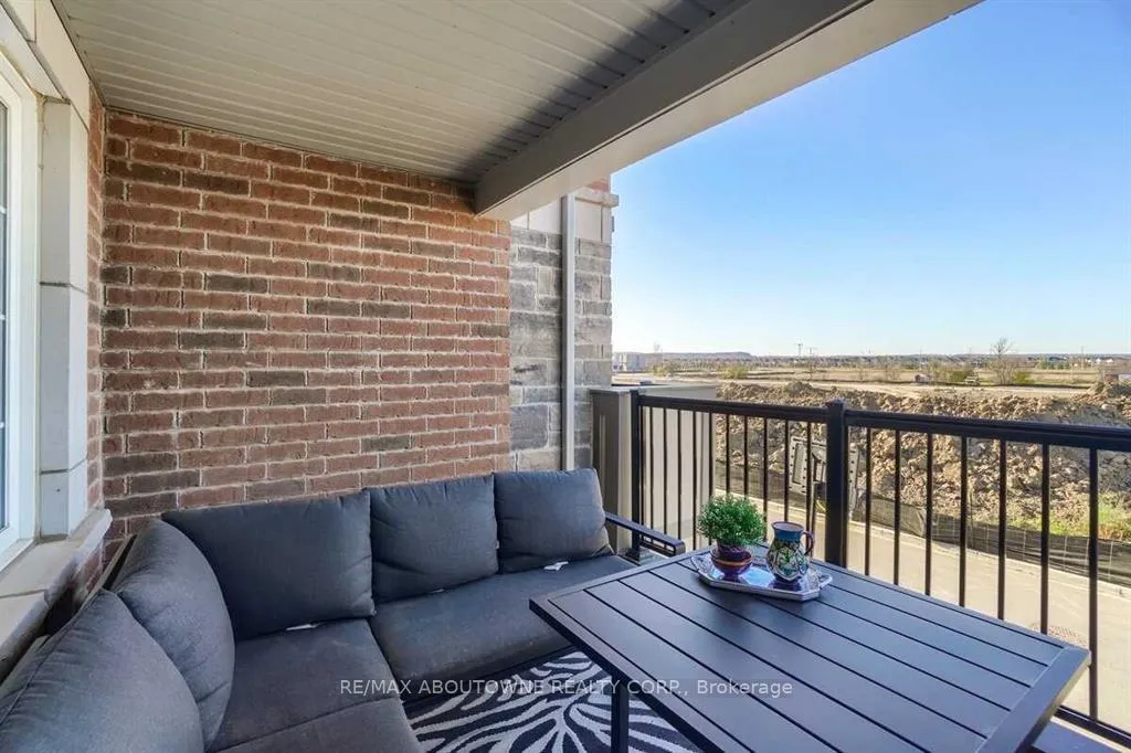 Photo 39 of Unit #62, 975 Whitlock Avenue, Milton, Cobban — HOMEH