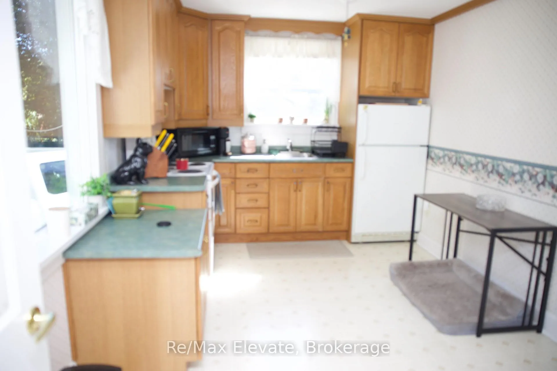 Photo 4 of 2545 Rundle Road, Clarington, Bowmanville — HOMEH