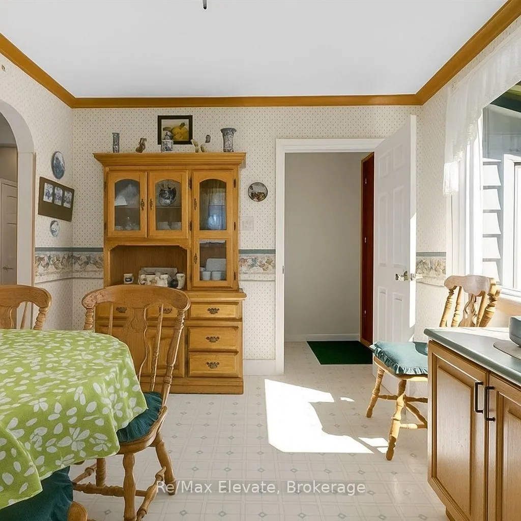 Photo 5 of 2545 Rundle Road, Clarington, Bowmanville — HOMEH