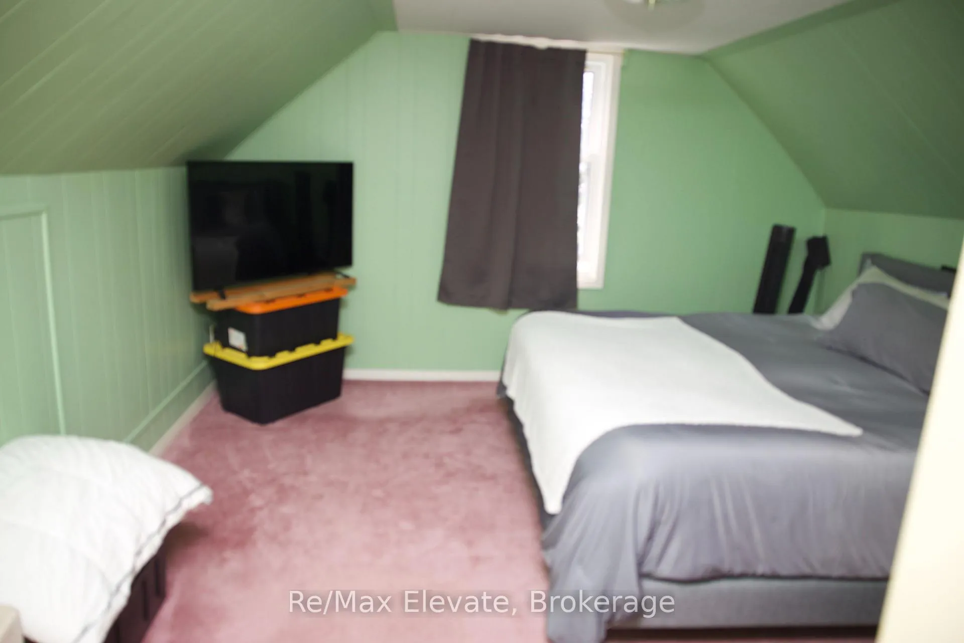 Photo 8 of 2545 Rundle Road, Clarington, Bowmanville — HOMEH