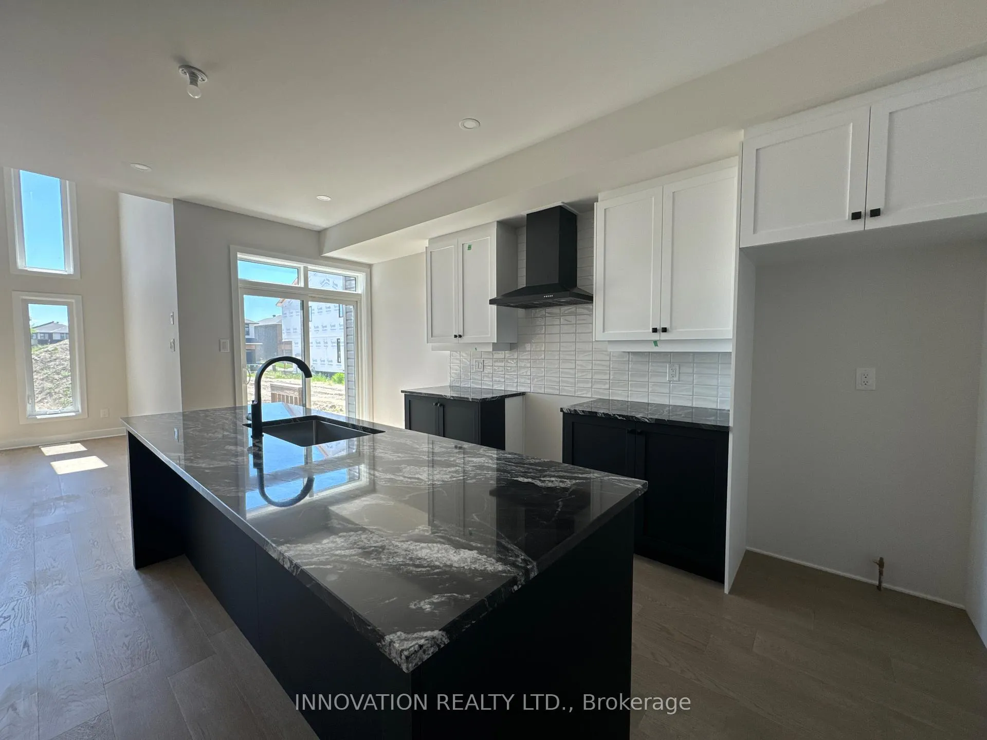 Photo 3 of 111 Bristol Crescent, North Grenville, Kemptville — HOMEH