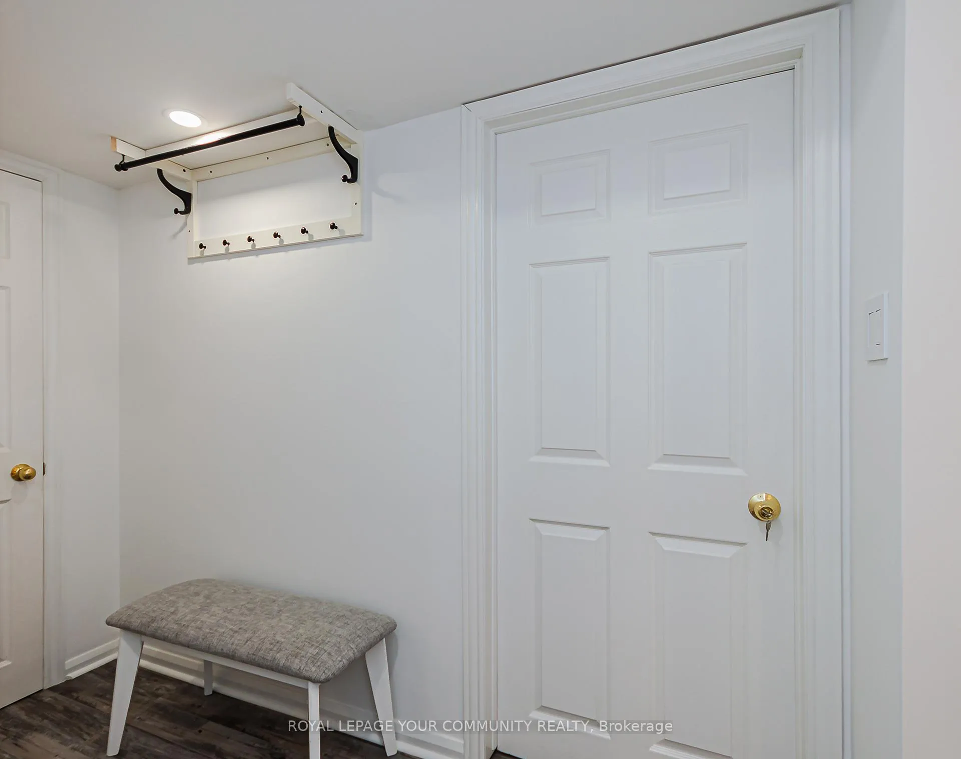 Photo 18 of 76 Brownstone Circle, Vaughan, Crestwood-Springfarm-Yorkhill — HOMEH