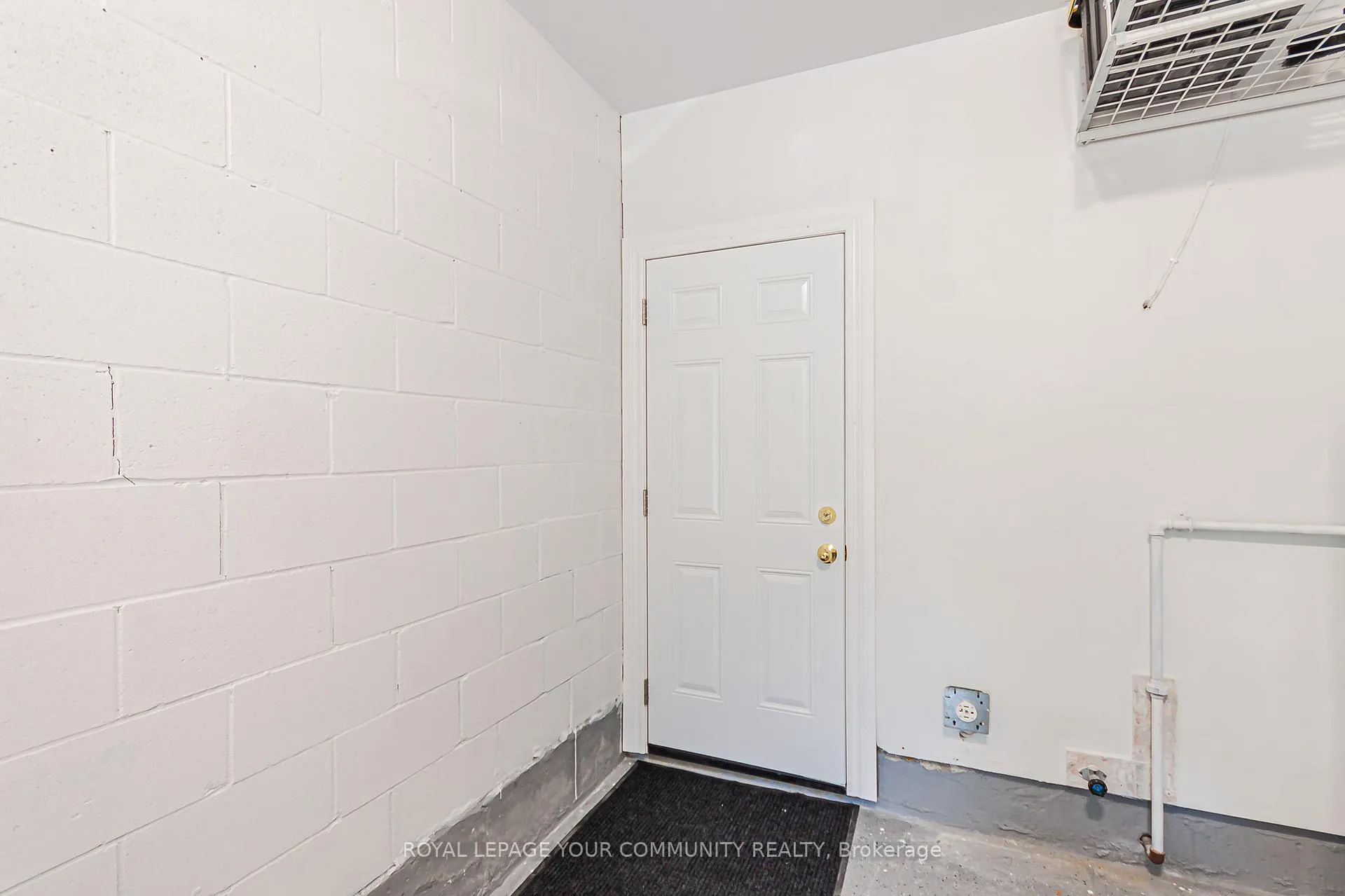 Photo 24 of 76 Brownstone Circle, Vaughan, Crestwood-Springfarm-Yorkhill — HOMEH