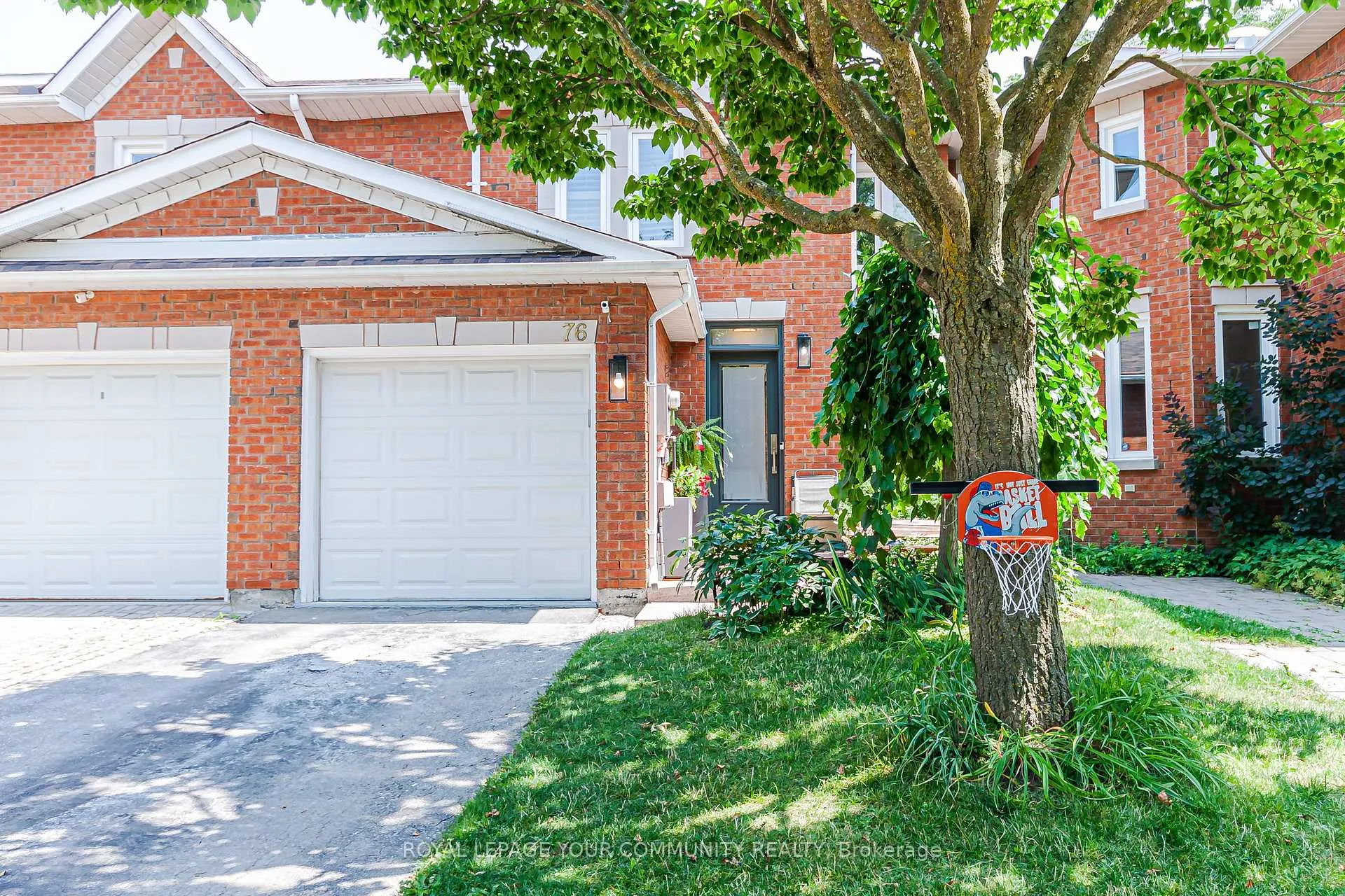 Photo 25 of 76 Brownstone Circle, Vaughan, Crestwood-Springfarm-Yorkhill — HOMEH