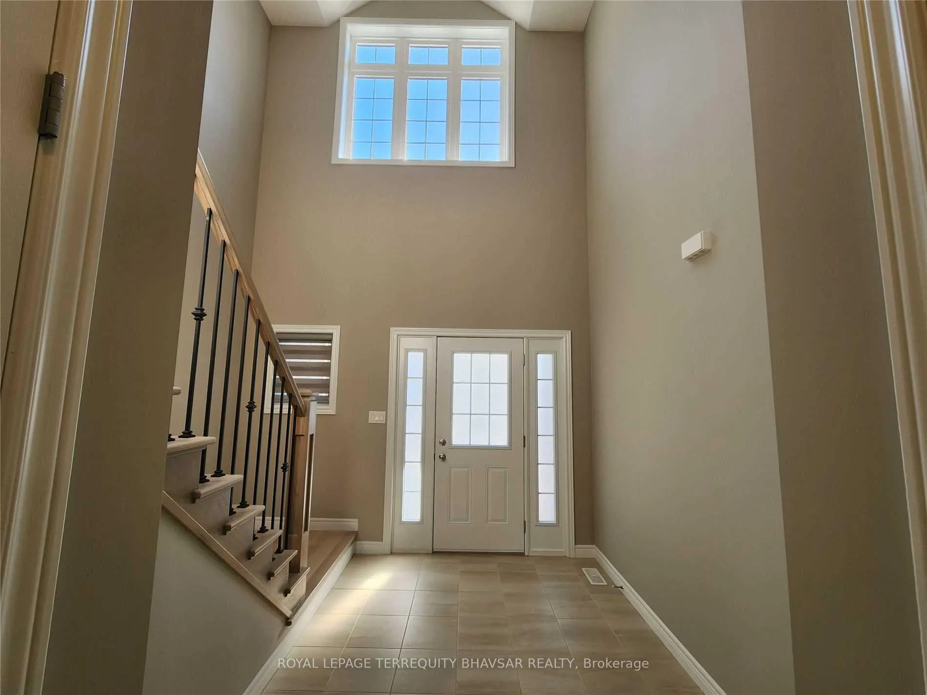 Photo 4 of 108 Tartan Avenue, Kitchener — HOMEH