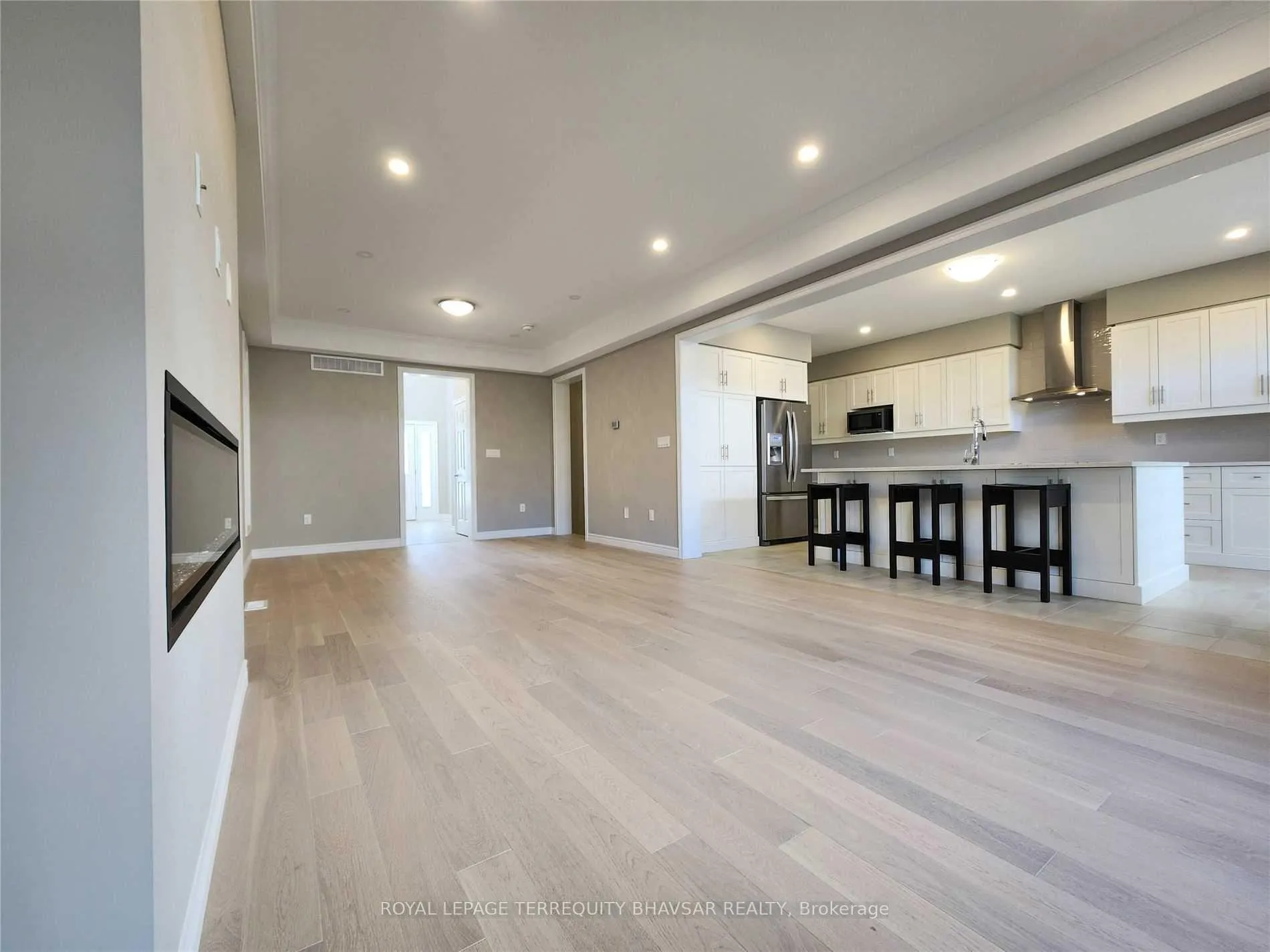 Photo 7 of 108 Tartan Avenue, Kitchener — HOMEH