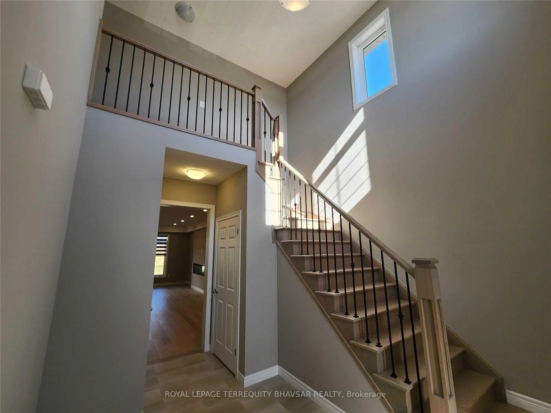 Photo 14 of 108 Tartan Avenue, Kitchener — HOMEH
