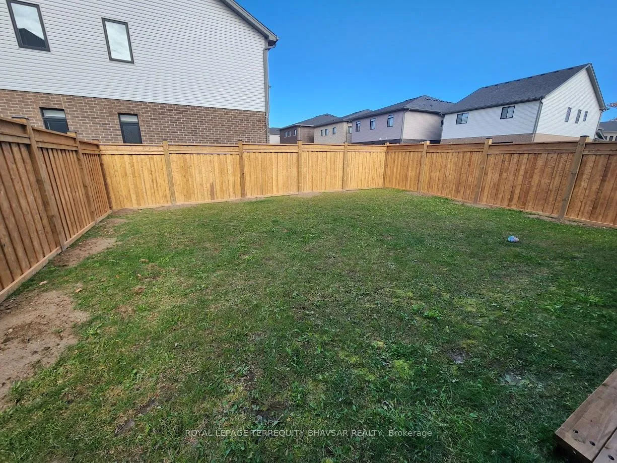 Photo 38 of 108 Tartan Avenue, Kitchener — HOMEH