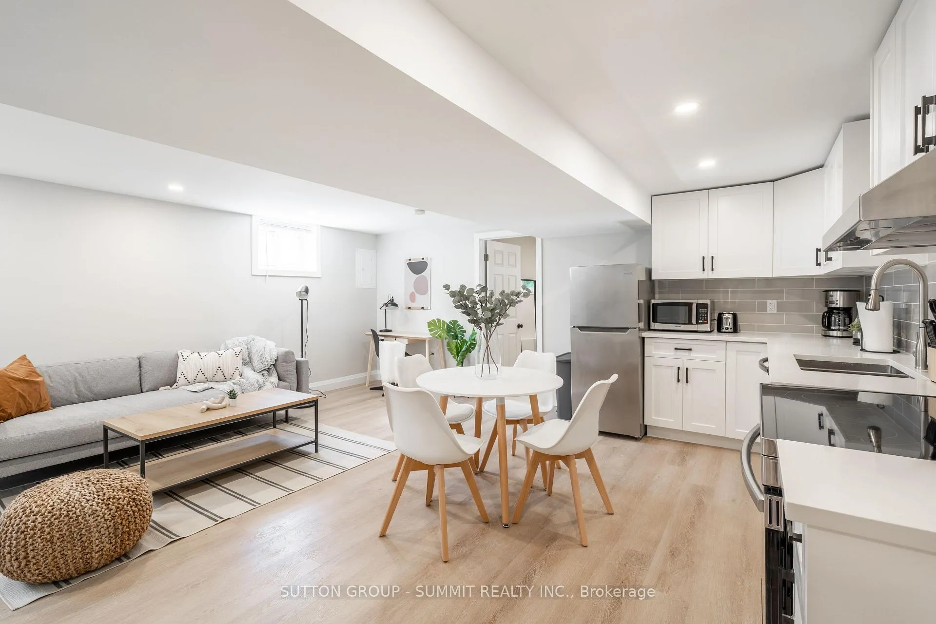 Photo 1 of Unit 2, 73 Cranbrook Drive, Hamilton, Gilkson — HOMEH