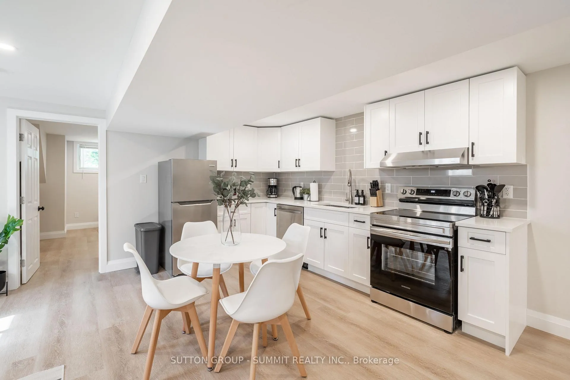 Photo 5 of Unit 2, 73 Cranbrook Drive, Hamilton, Gilkson — HOMEH