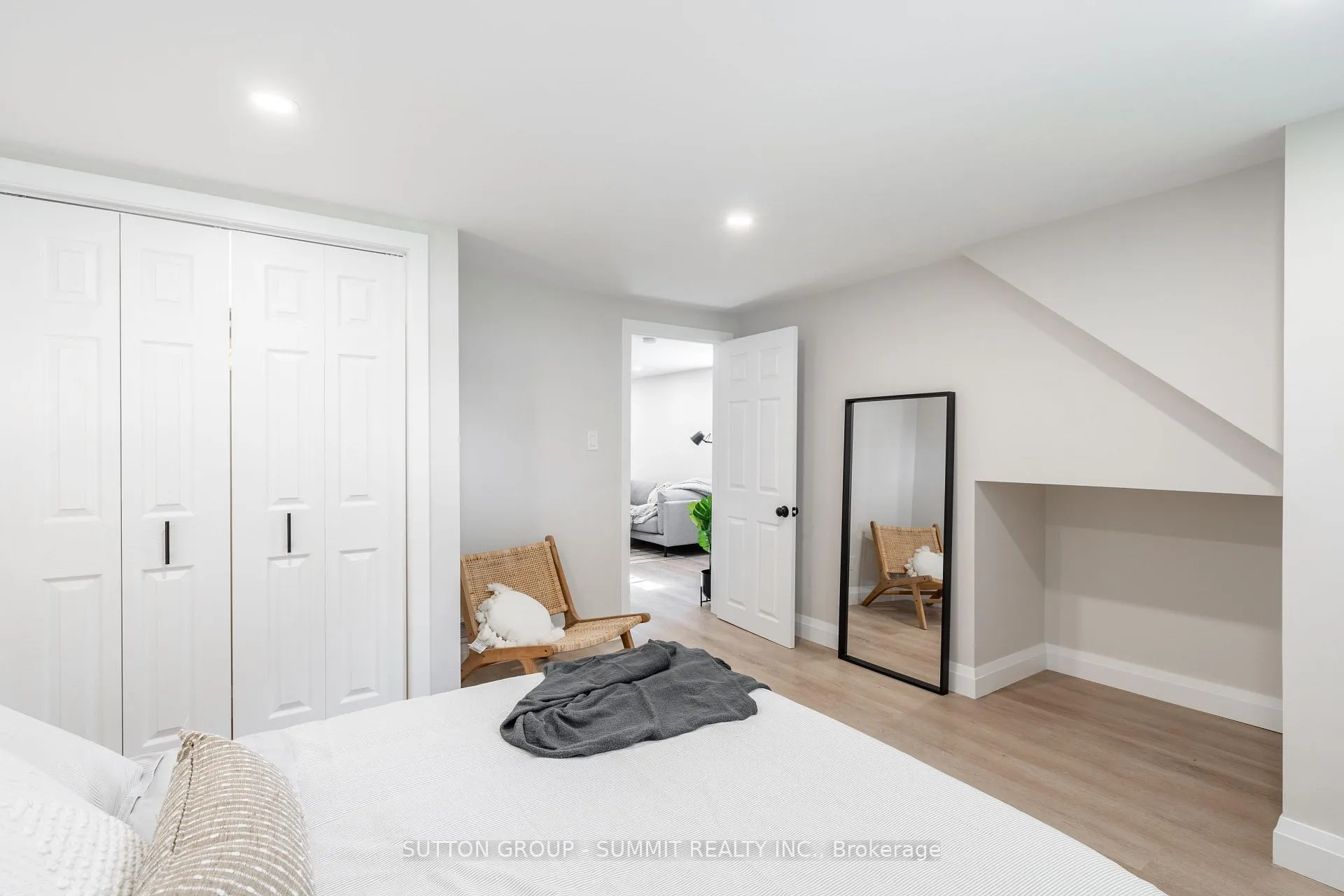 Photo 20 of Unit 2, 73 Cranbrook Drive, Hamilton, Gilkson — HOMEH