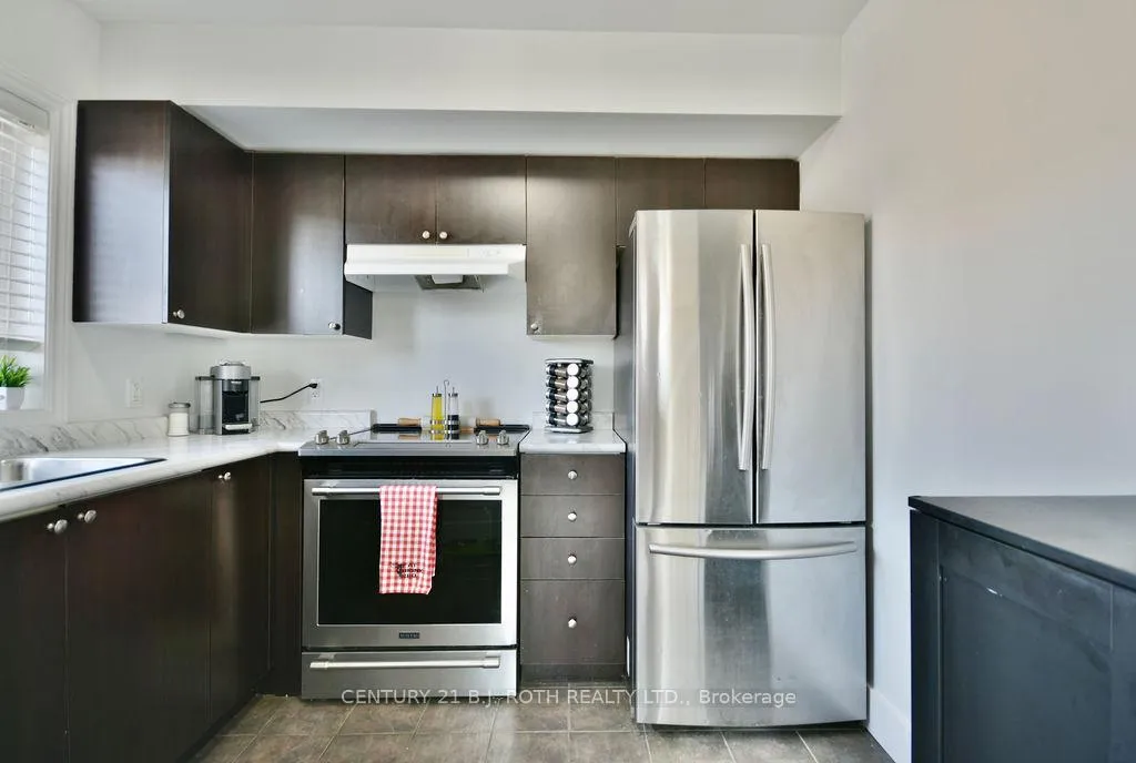 Photo 5 of Unit 5, 25 Madelaine Drive, Barrie, Painswick South — HOMEH