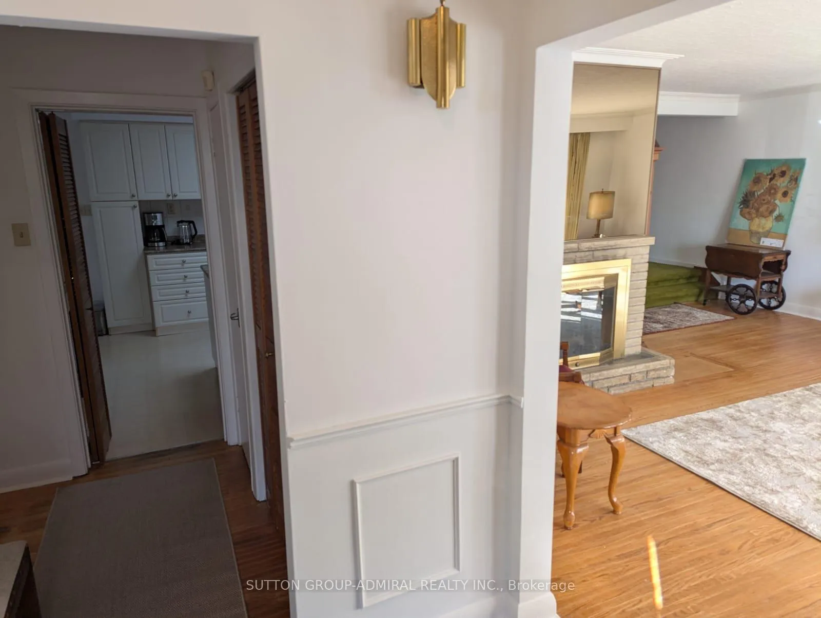 Photo 5 of 379 Sugar Maple Lane, Richmond Hill, Mill Pond — HOMEH
