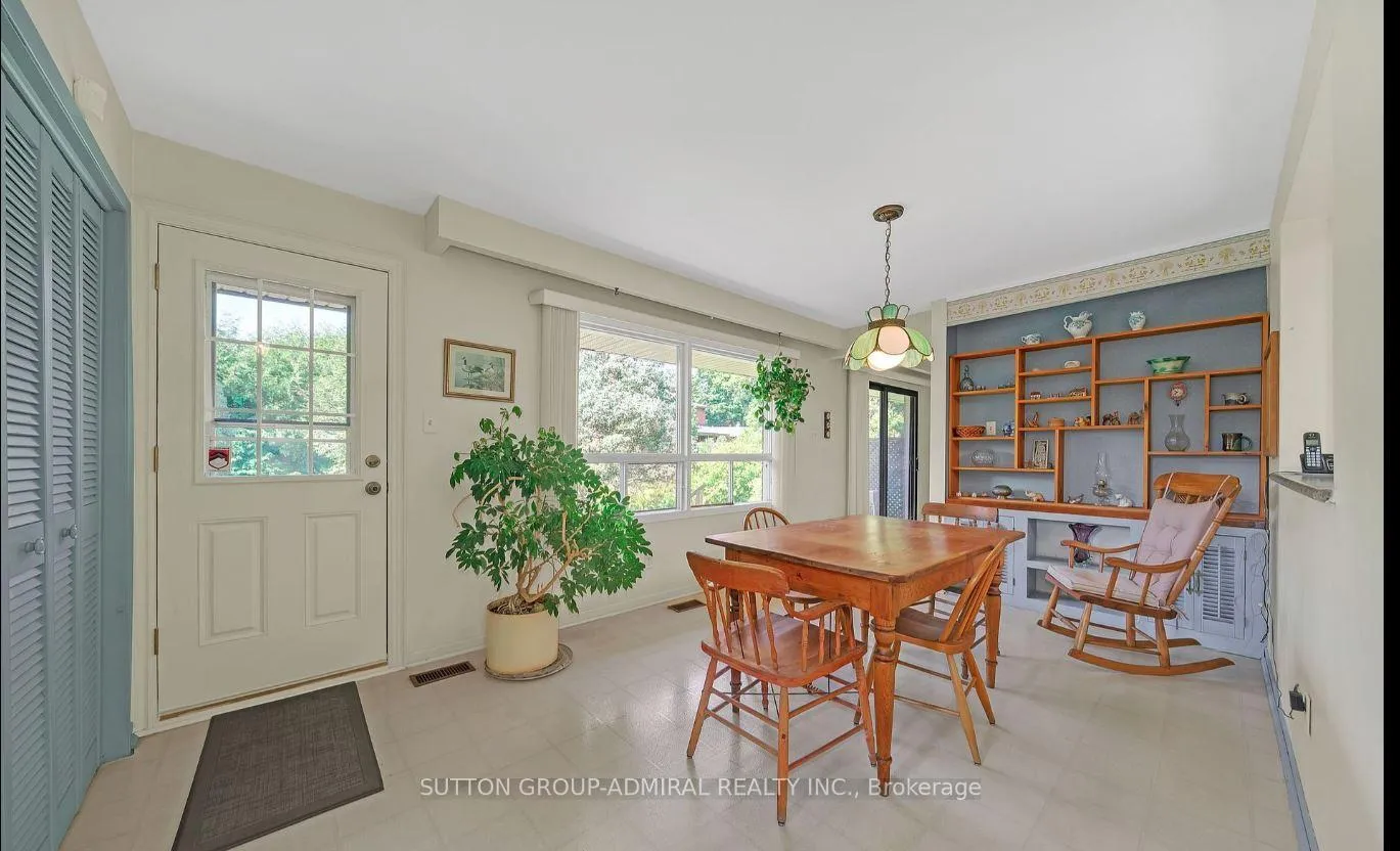 Photo 12 of 379 Sugar Maple Lane, Richmond Hill, Mill Pond — HOMEH