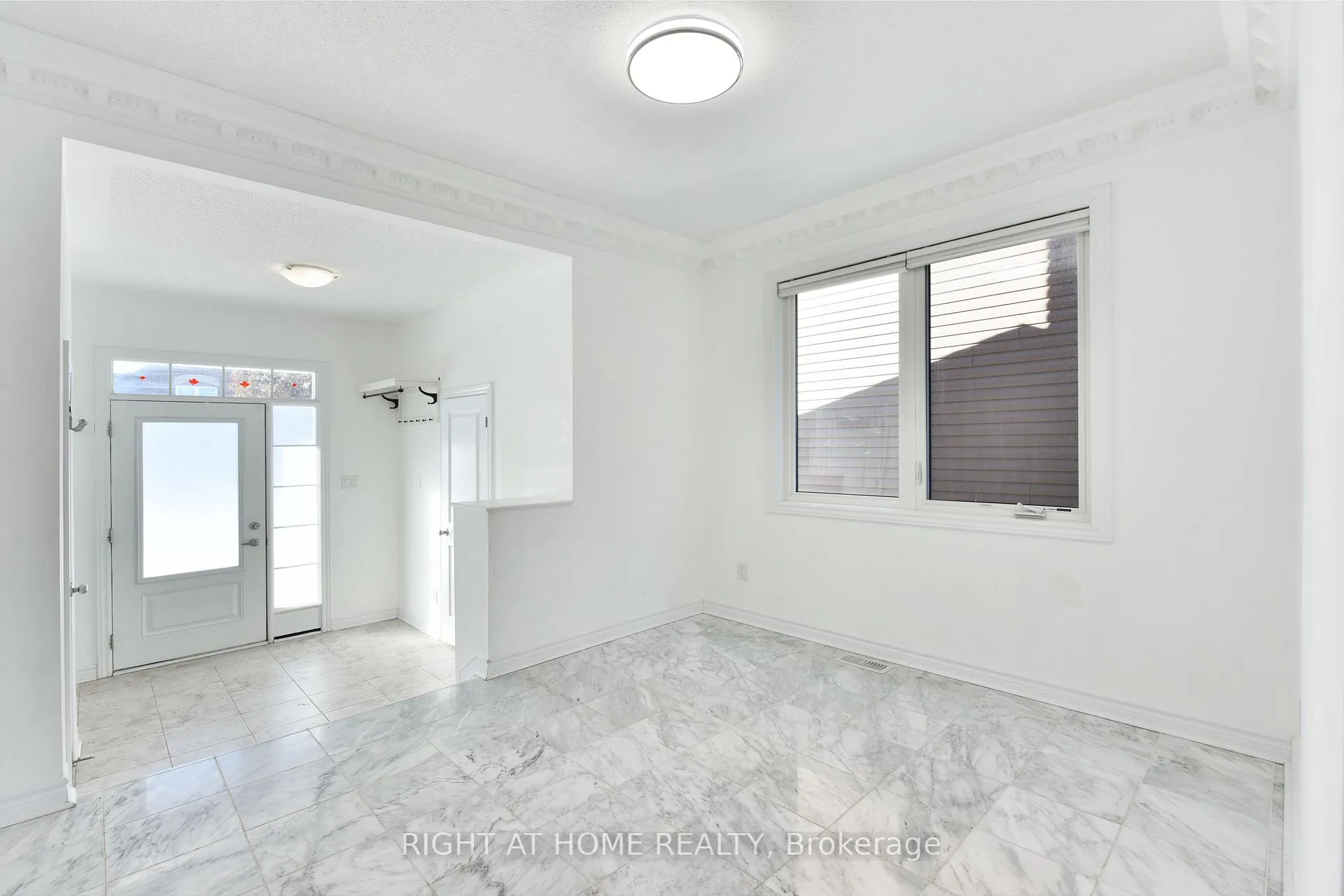 Photo 4 of 107 Westover Crescent, Ottawa, Kanata - Kanata Lakes/Heritage Hills — HOMEH