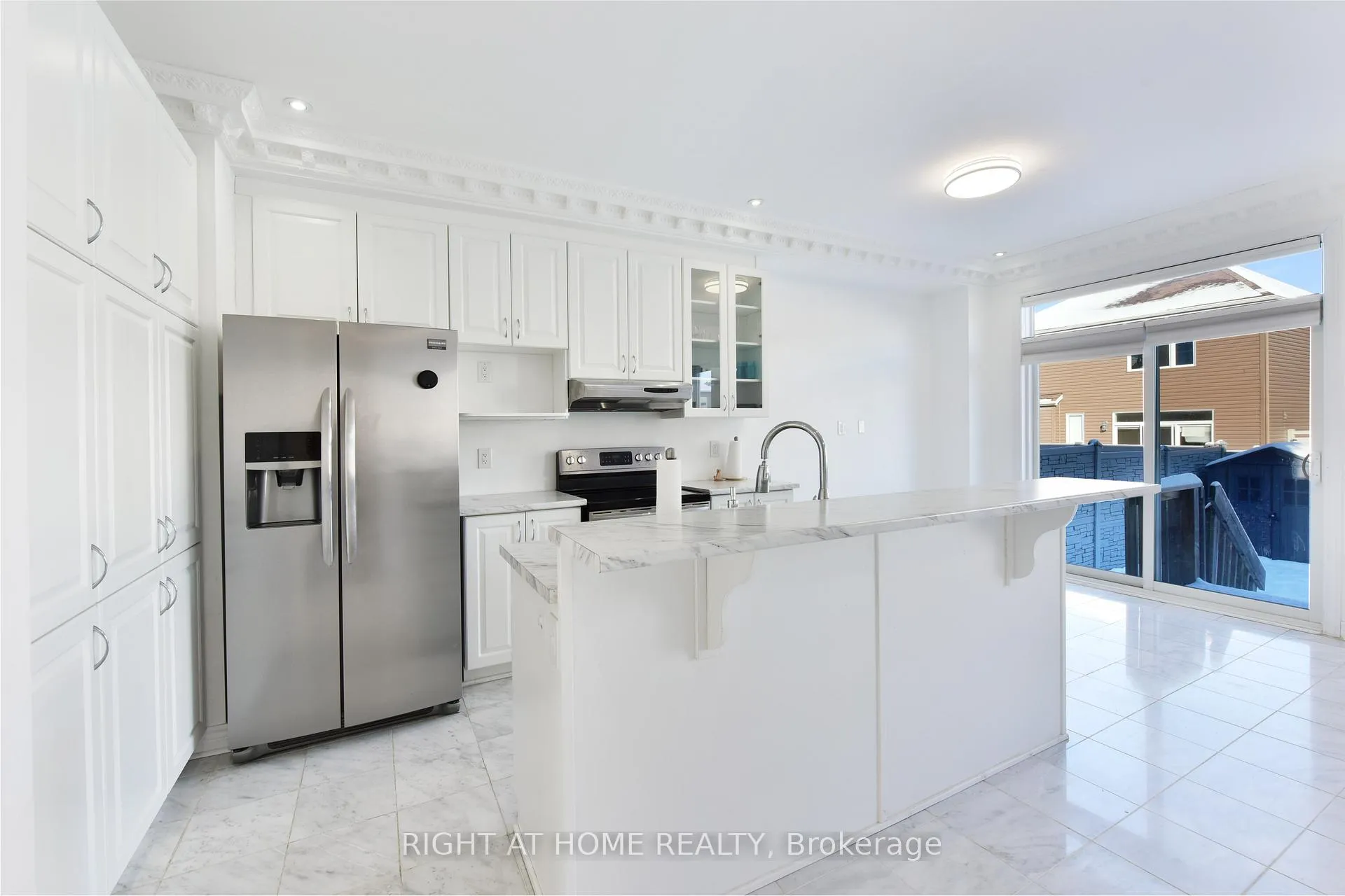 Photo 9 of 107 Westover Crescent, Ottawa, Kanata - Kanata Lakes/Heritage Hills — HOMEH