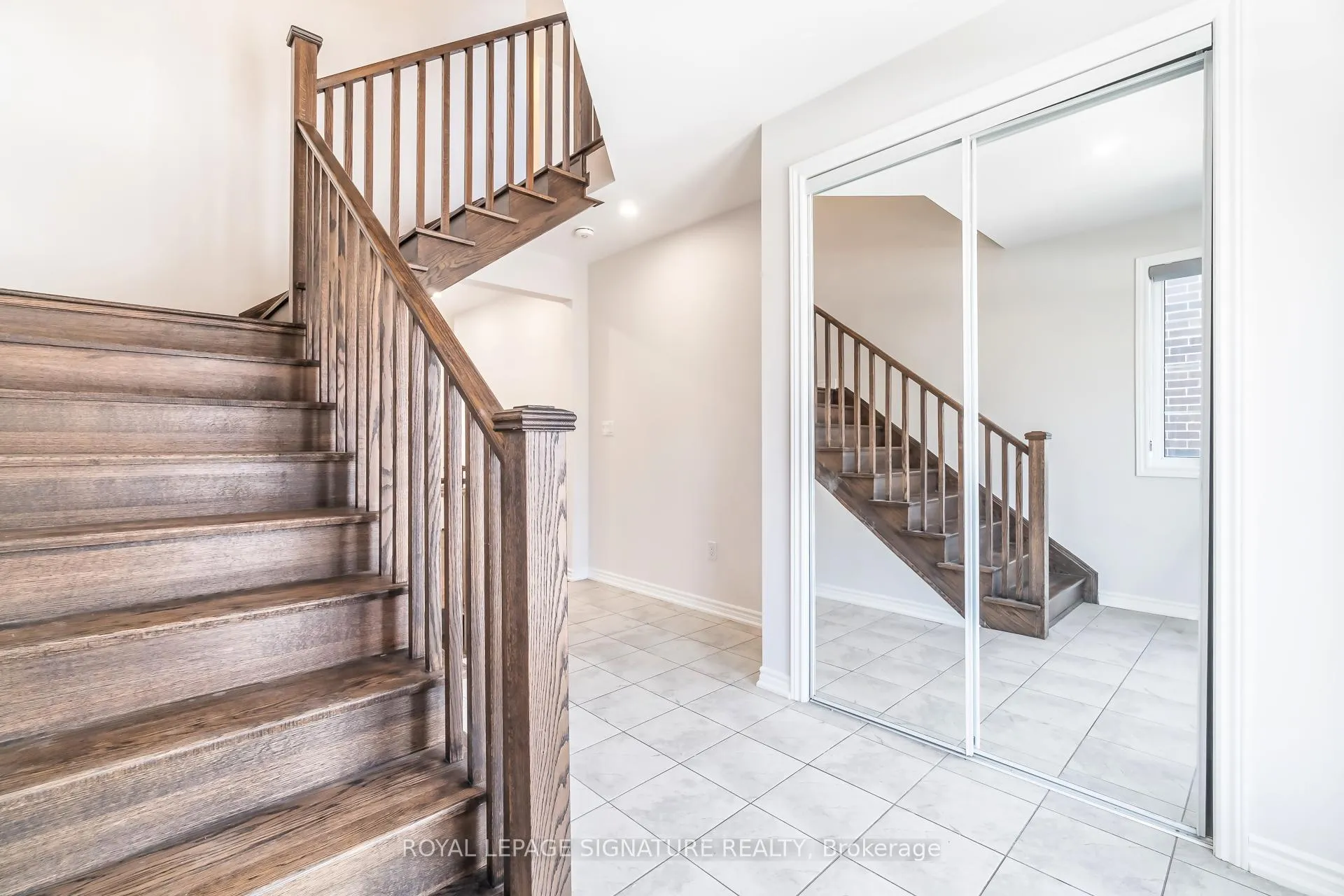 Photo 4 of 42 Broden Crescent, Whitby, Rural Whitby — HOMEH