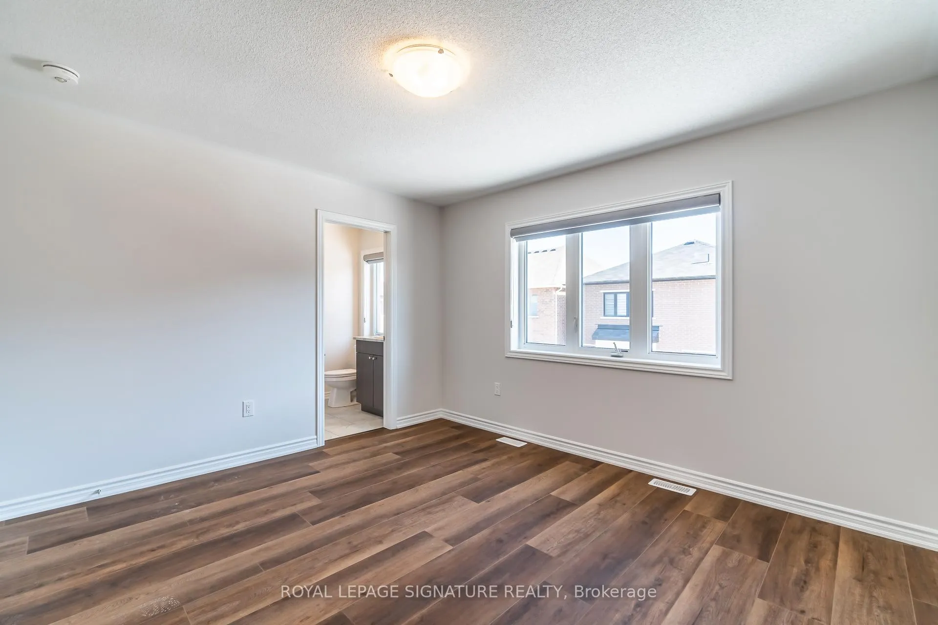 Photo 31 of 42 Broden Crescent, Whitby, Rural Whitby — HOMEH