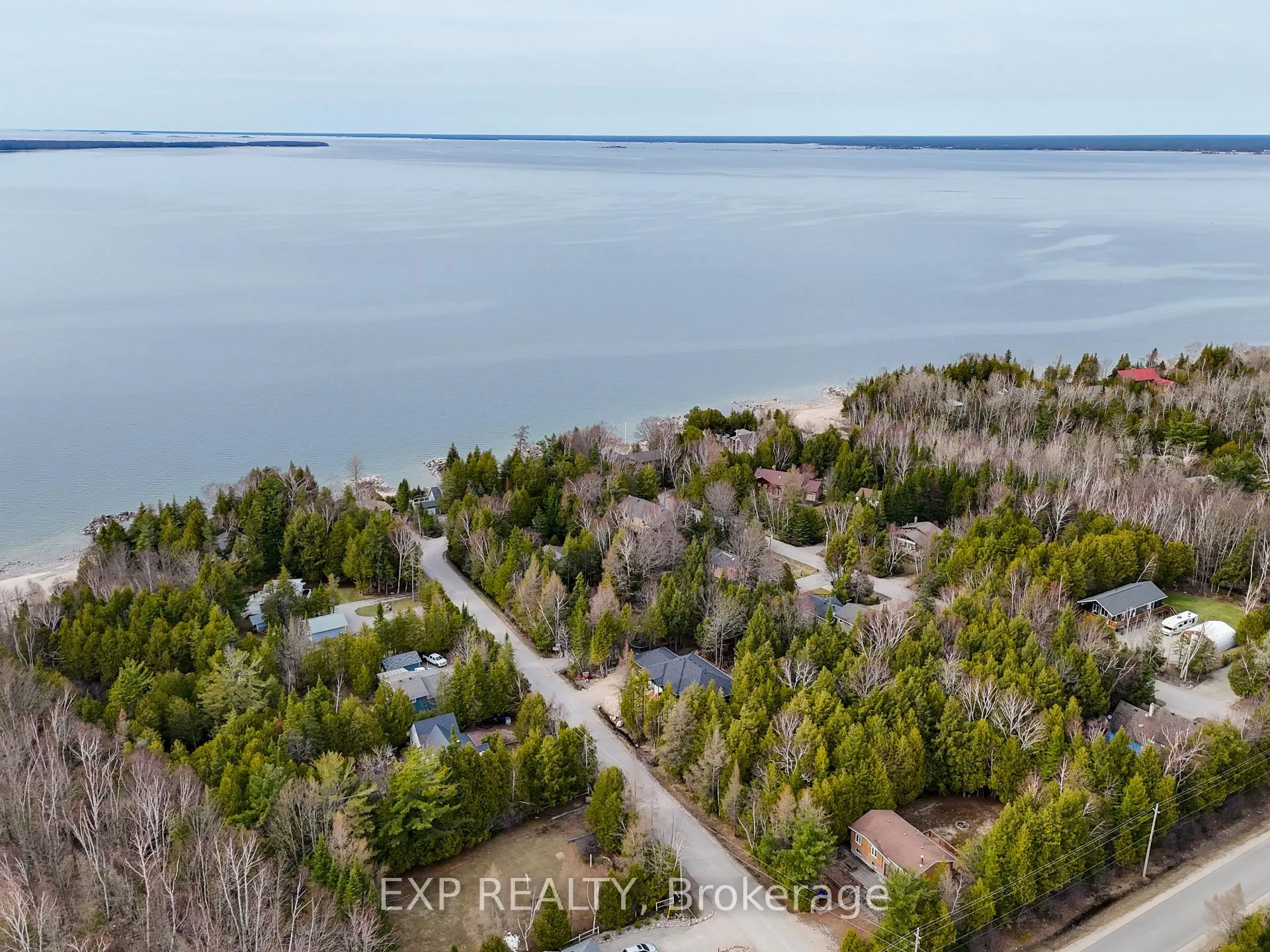 Photo 34 of 48 Iroquois Crescent, Tiny, Rural Tiny — HOMEH
