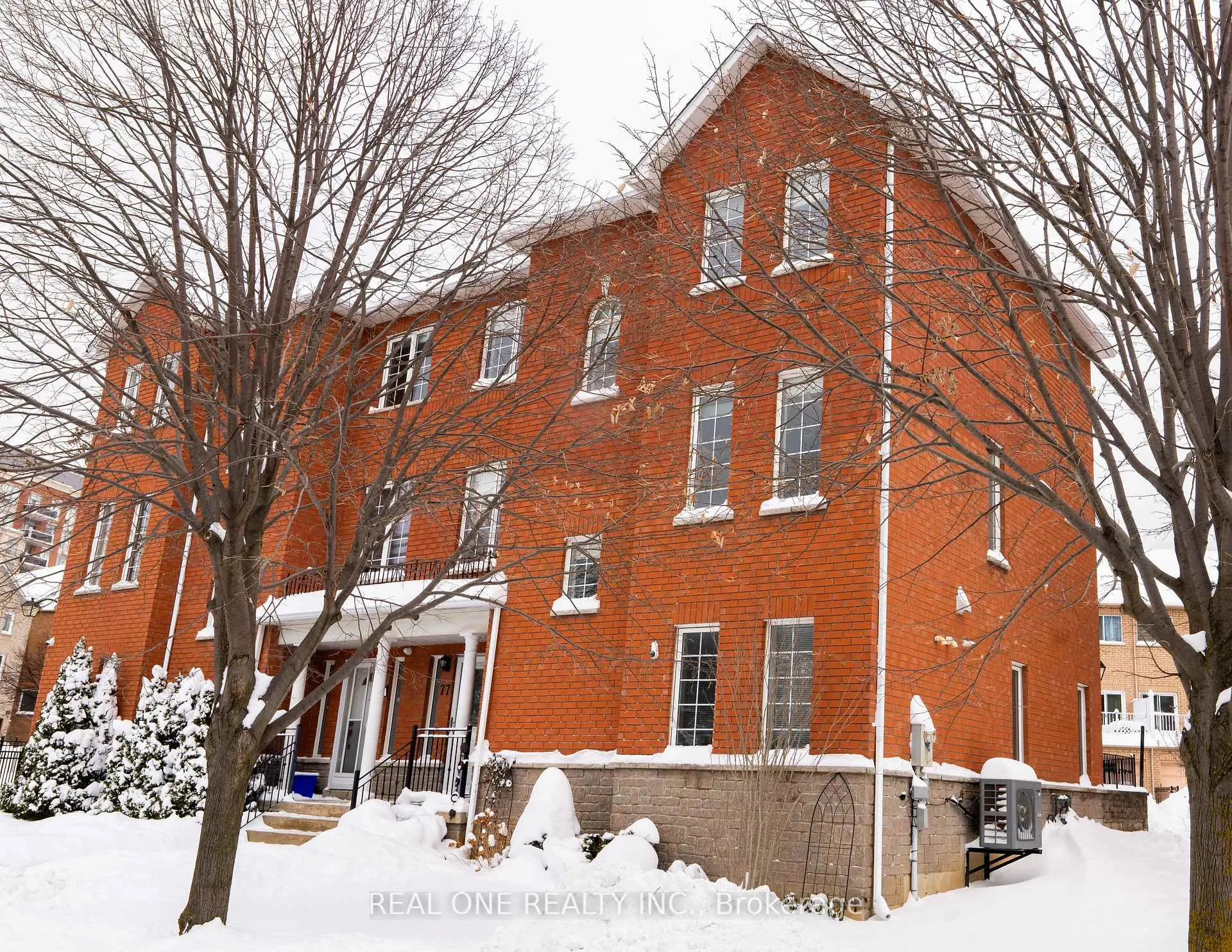Photo 1 of 77 Leitchcroft Crescent E, Markham, Commerce Valley — HOMEH