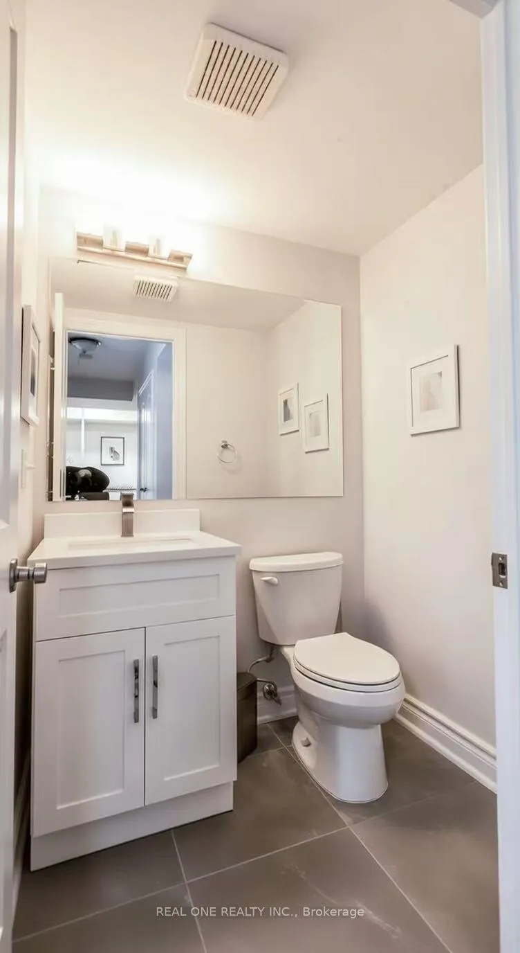 Photo 7 of 77 Leitchcroft Crescent E, Markham, Commerce Valley — HOMEH
