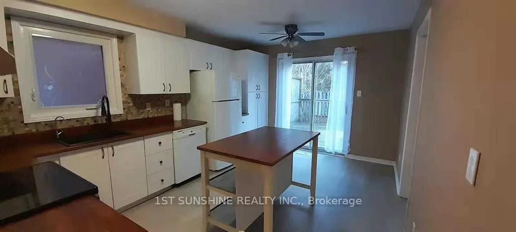 Photo 5 of 98 Summitcrest Drive N, Richmond Hill, Devonsleigh — HOMEH