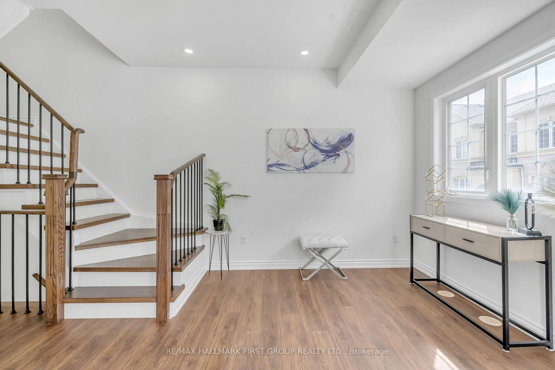 Photo 12 of Unit 96, 1250 St Martins Drive, Pickering, Bay Ridges — HOMEH