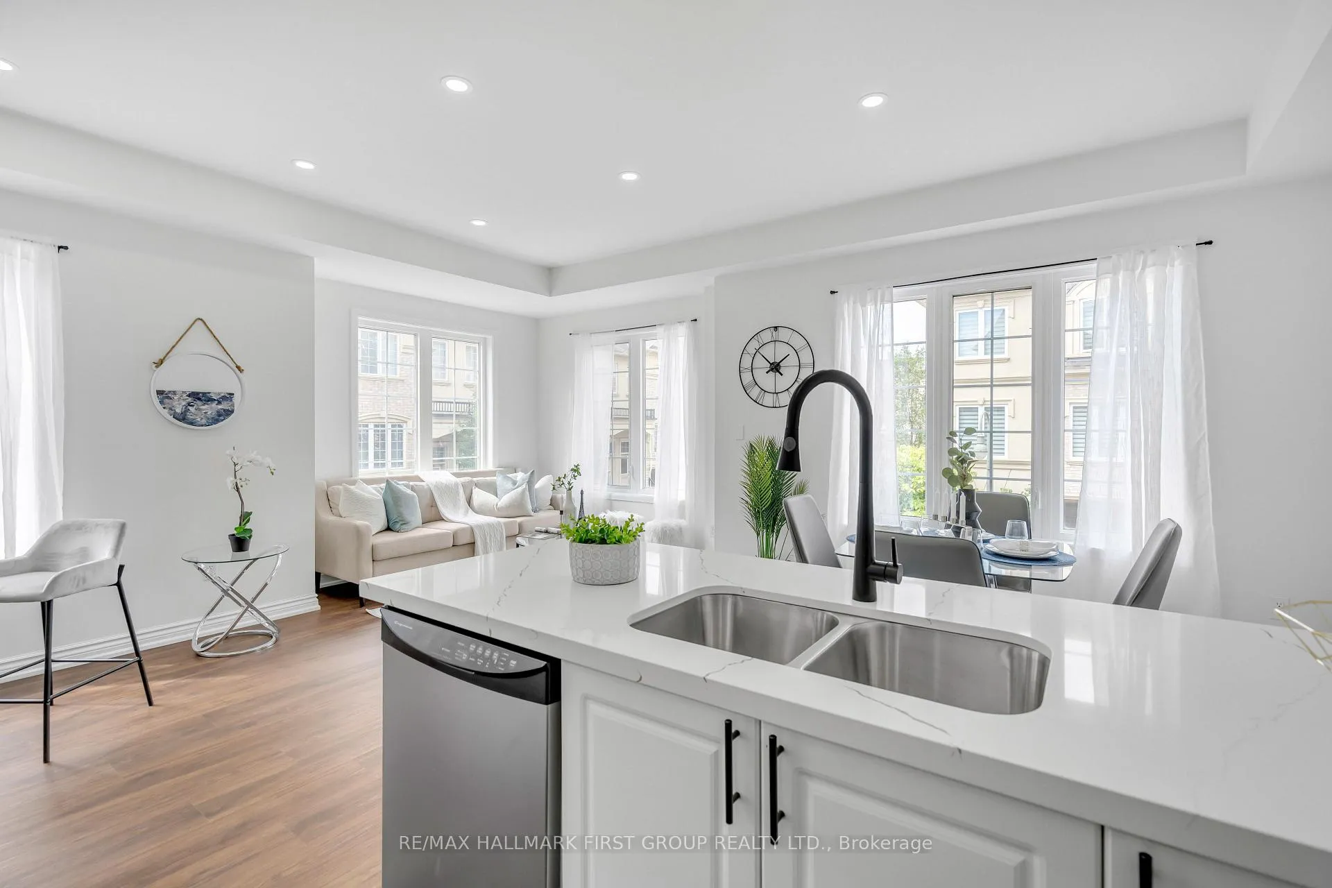 Photo 18 of Unit 96, 1250 St Martins Drive, Pickering, Bay Ridges — HOMEH