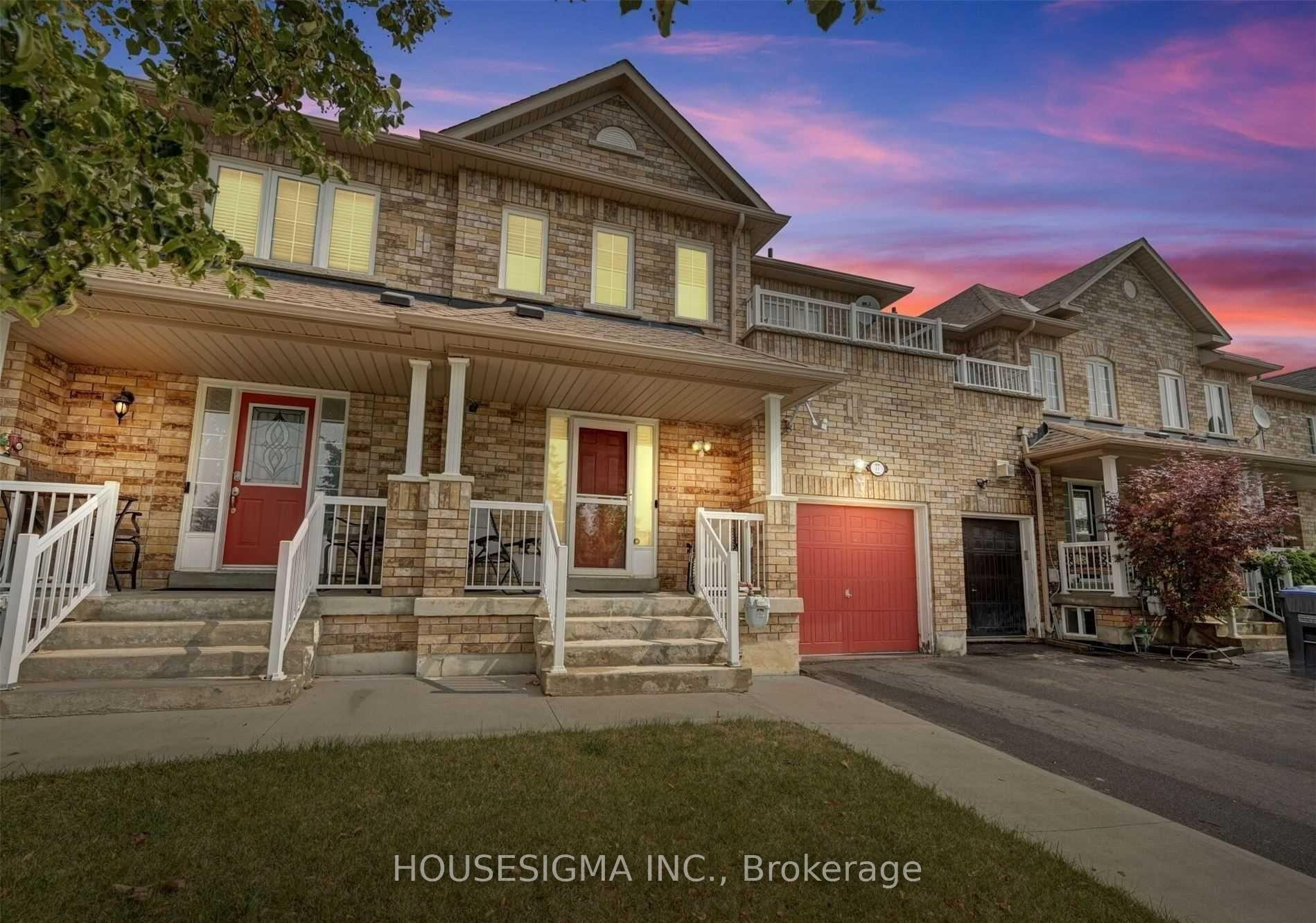 Photo 4 of 77 Beavervalley Drive, Brampton, Fletcher's Meadow — HOMEH