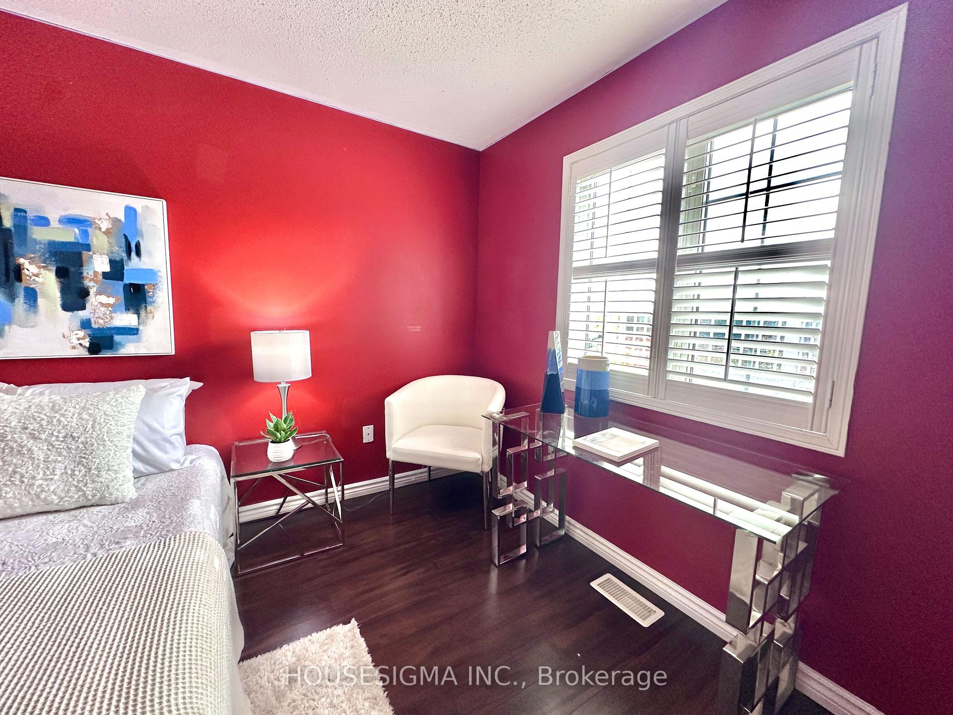 Photo 21 of 77 Beavervalley Drive, Brampton, Fletcher's Meadow — HOMEH