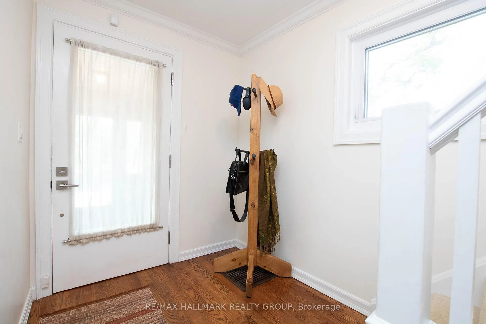 Photo 5 of 195 Springfield Road, Ottawa, Lindenlea — HOMEH