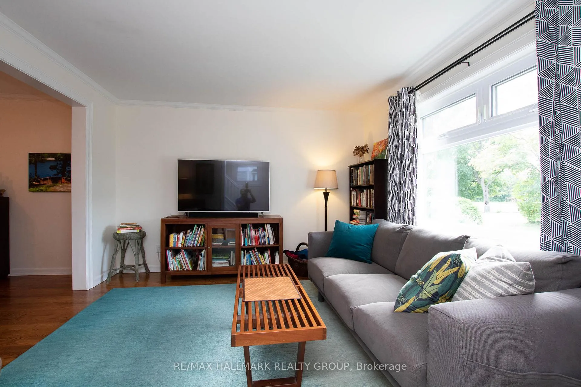 Photo 6 of 195 Springfield Road, Ottawa, Lindenlea — HOMEH