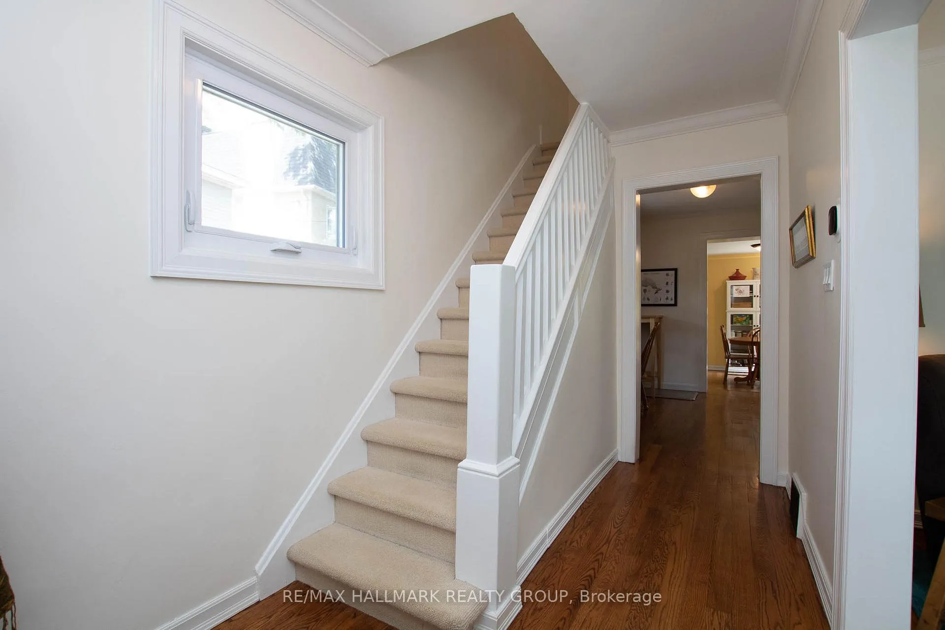 Photo 11 of 195 Springfield Road, Ottawa, Lindenlea — HOMEH