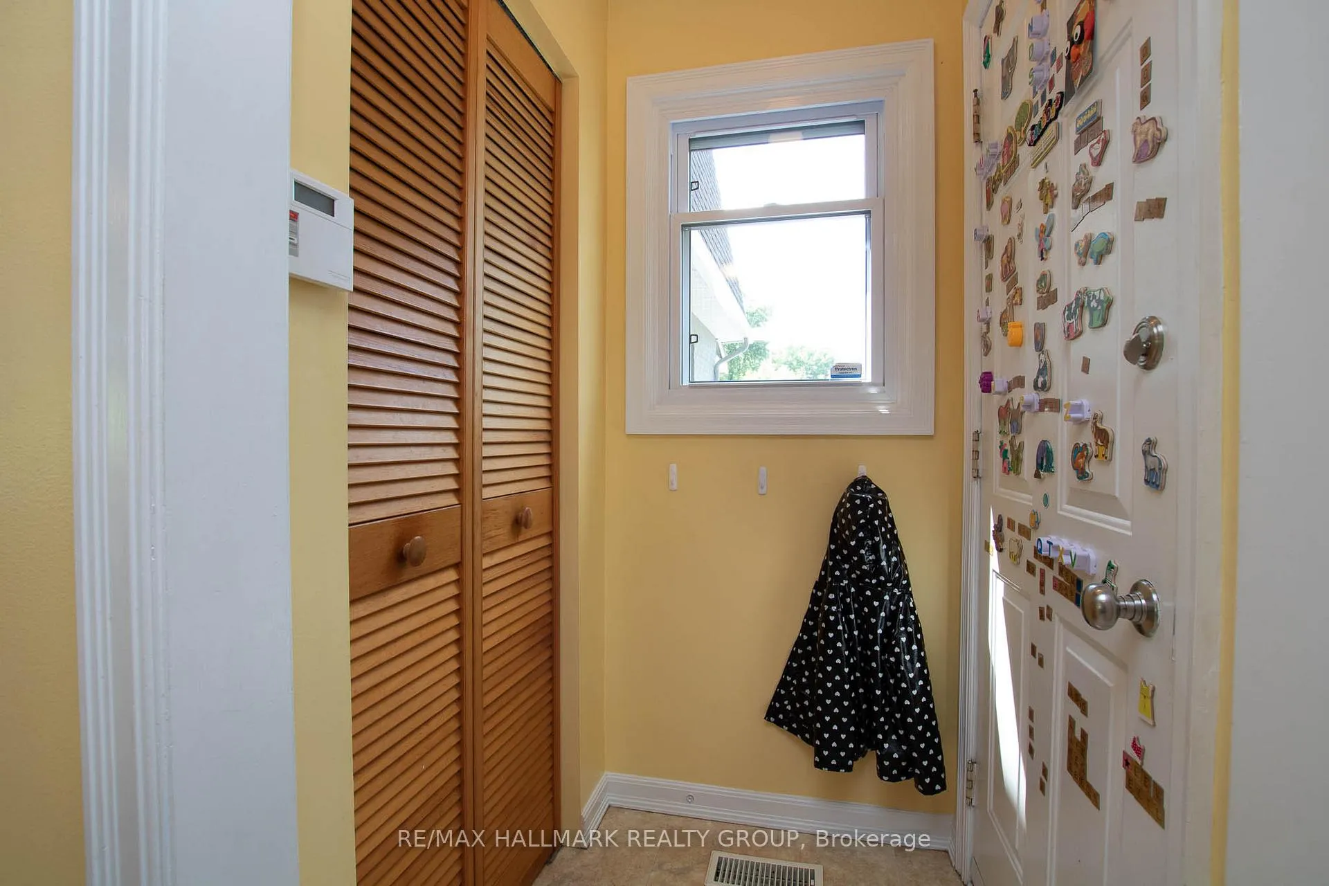 Photo 19 of 195 Springfield Road, Ottawa, Lindenlea — HOMEH
