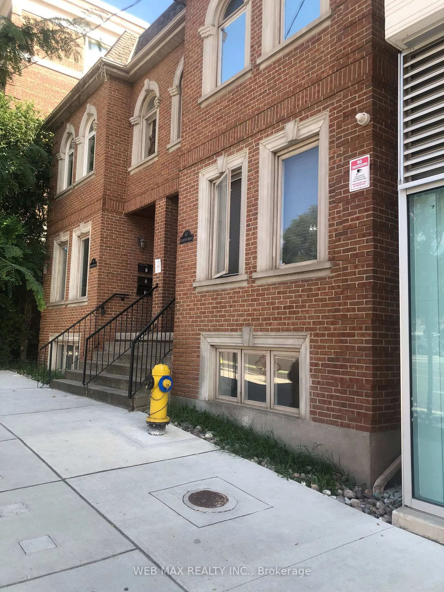 Front of Unit 2, 617 Eglinton Avenue W