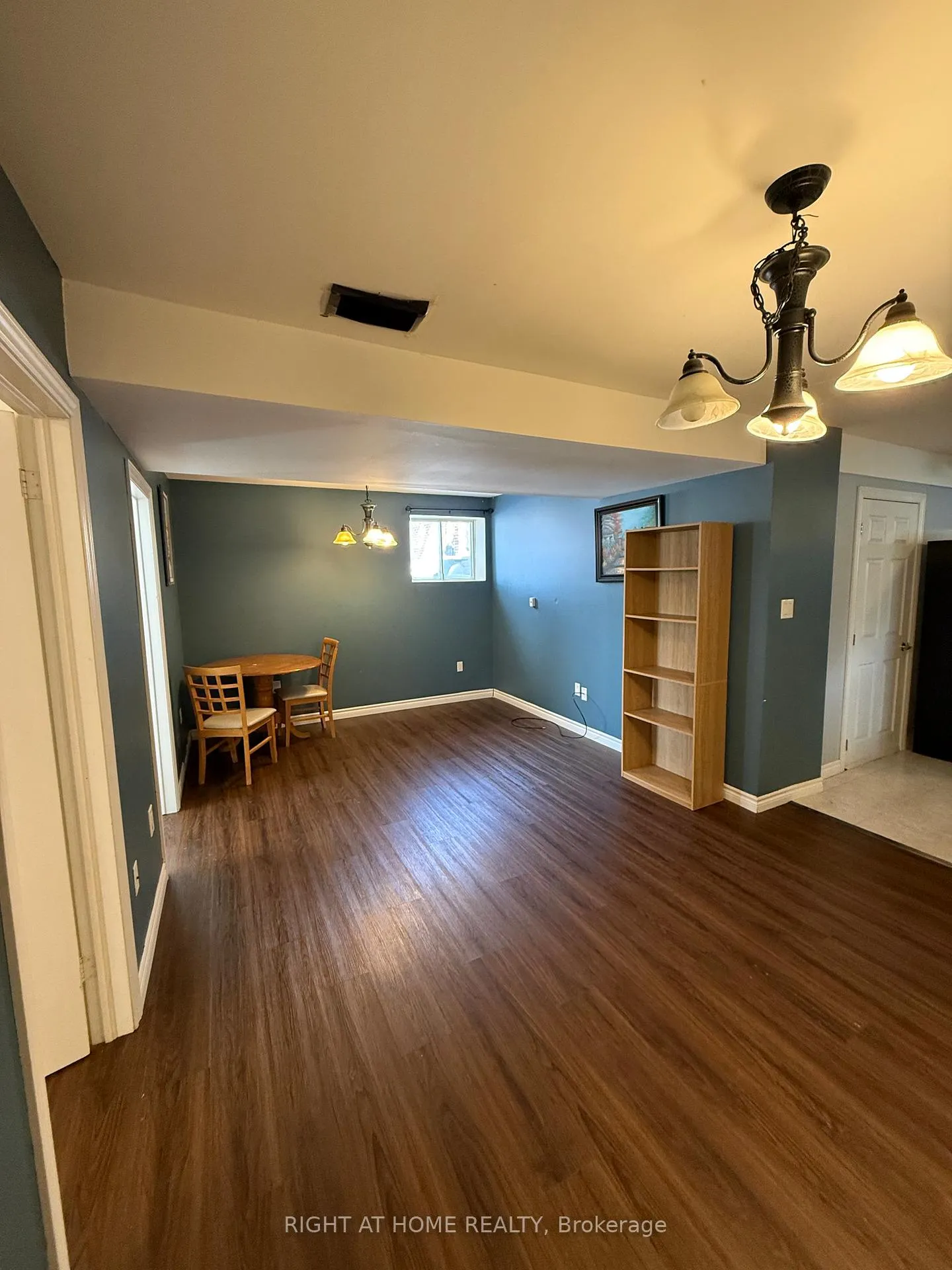 Photo 3 of 11544 Guelph Line, Milton, Rural Milton West — HOMEH
